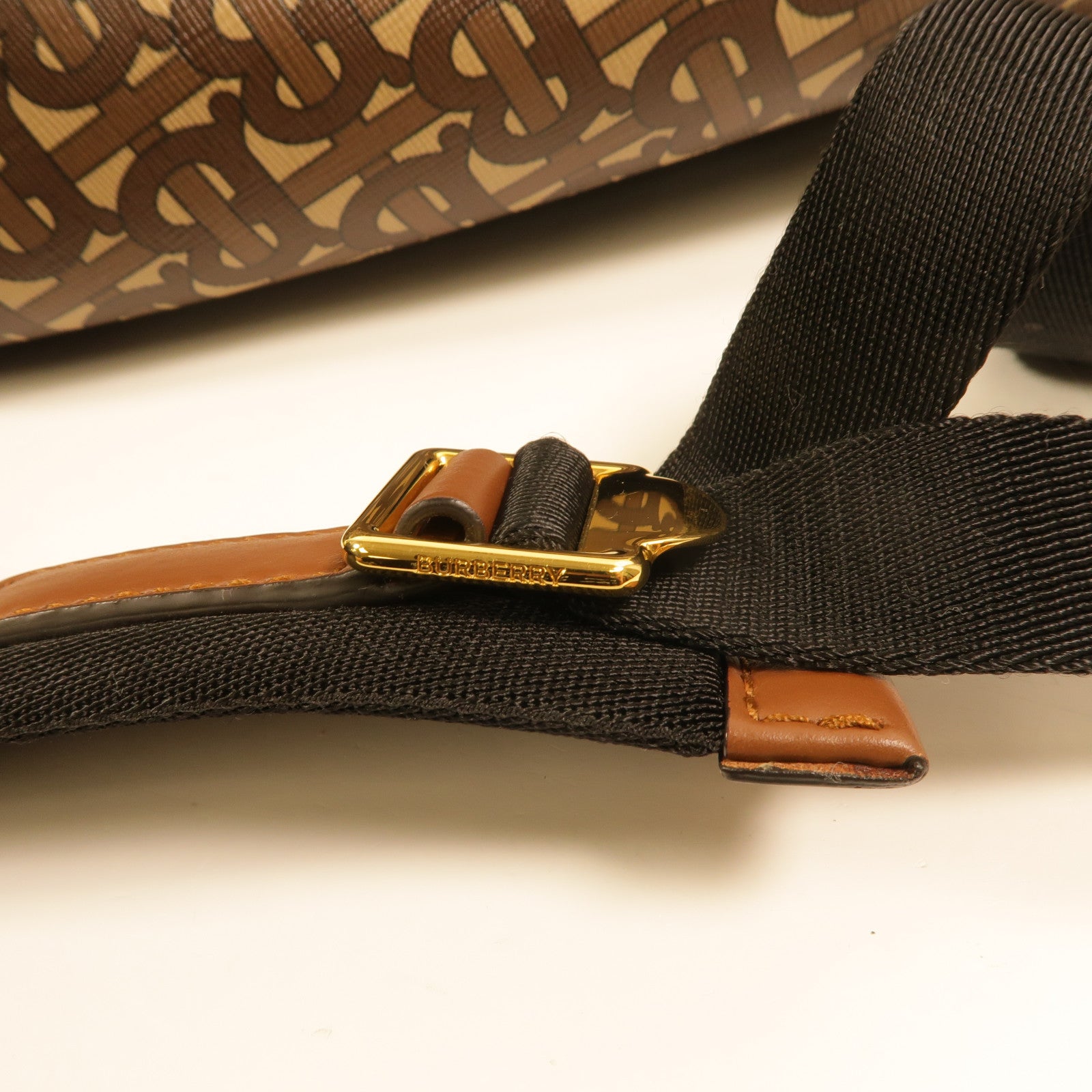 BURBERRY 塗層帆布Backpack背包