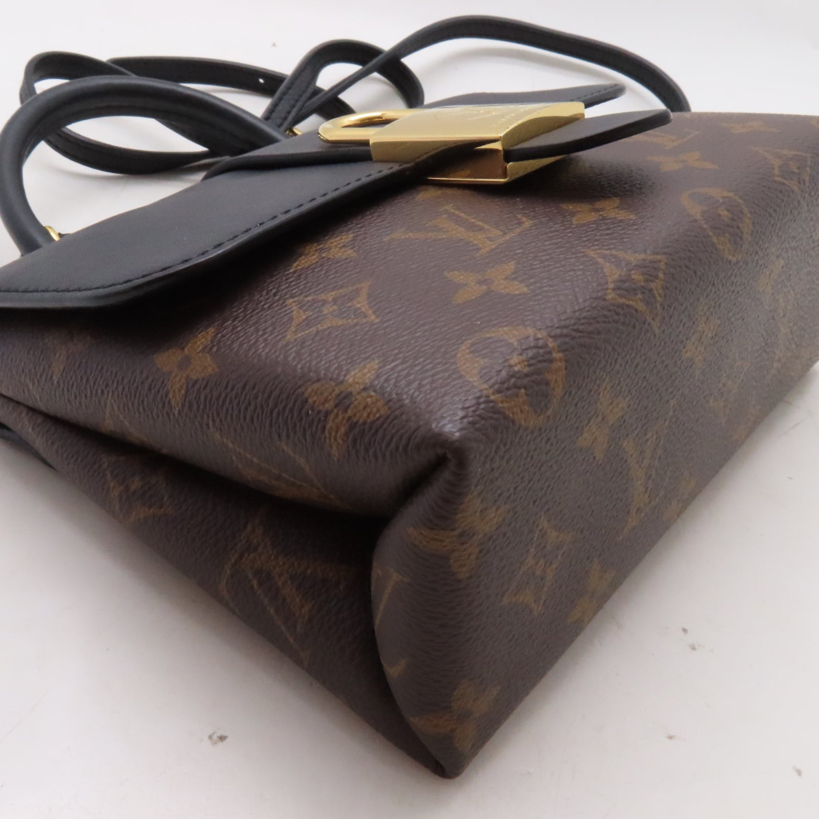 LOUIS VUITTON 【激減優惠】Monogram Locky BB金扣手挽肩背兩用袋黑色/啡色