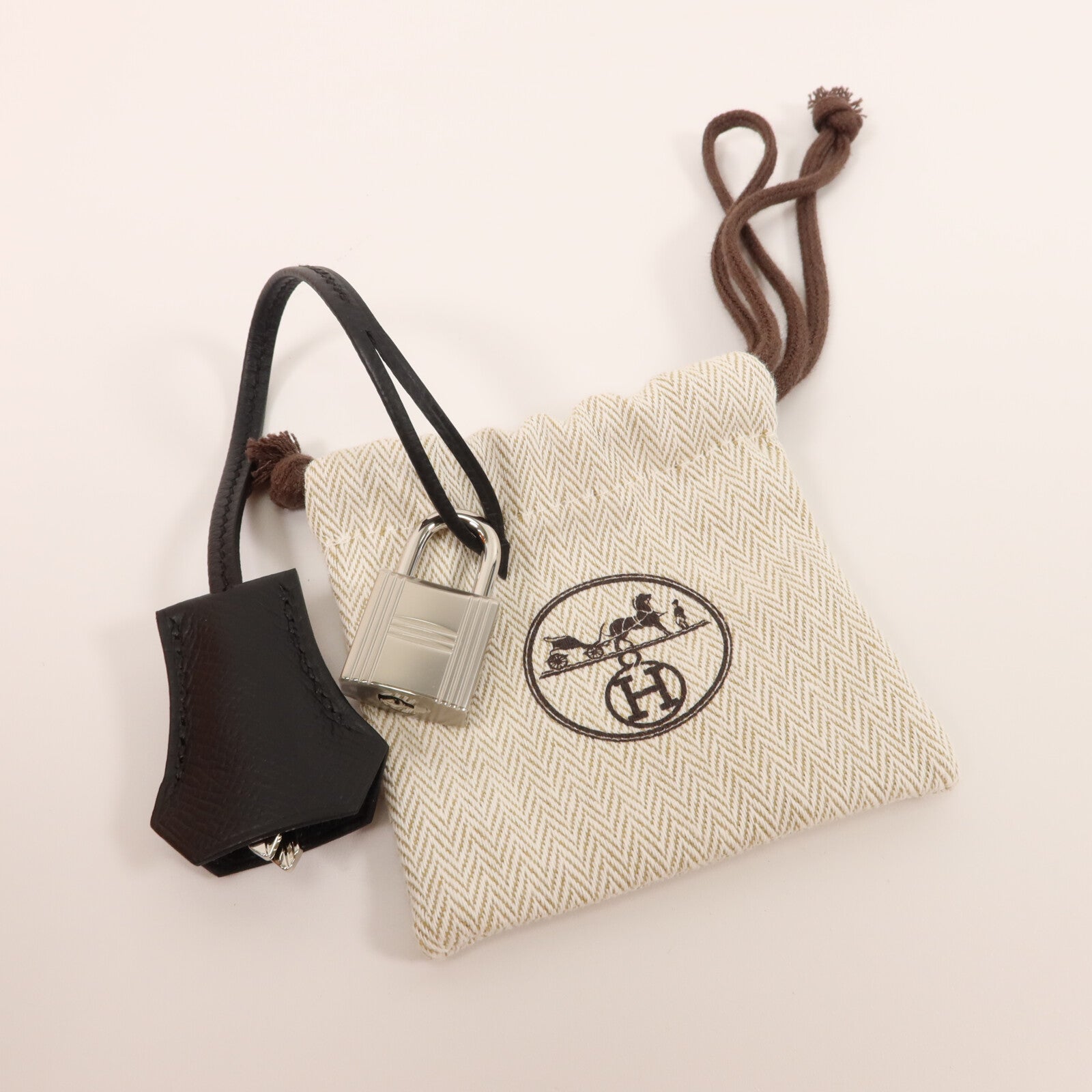 HERMES Epsom皮革Kelly 28手挽肩背兩用袋Noir