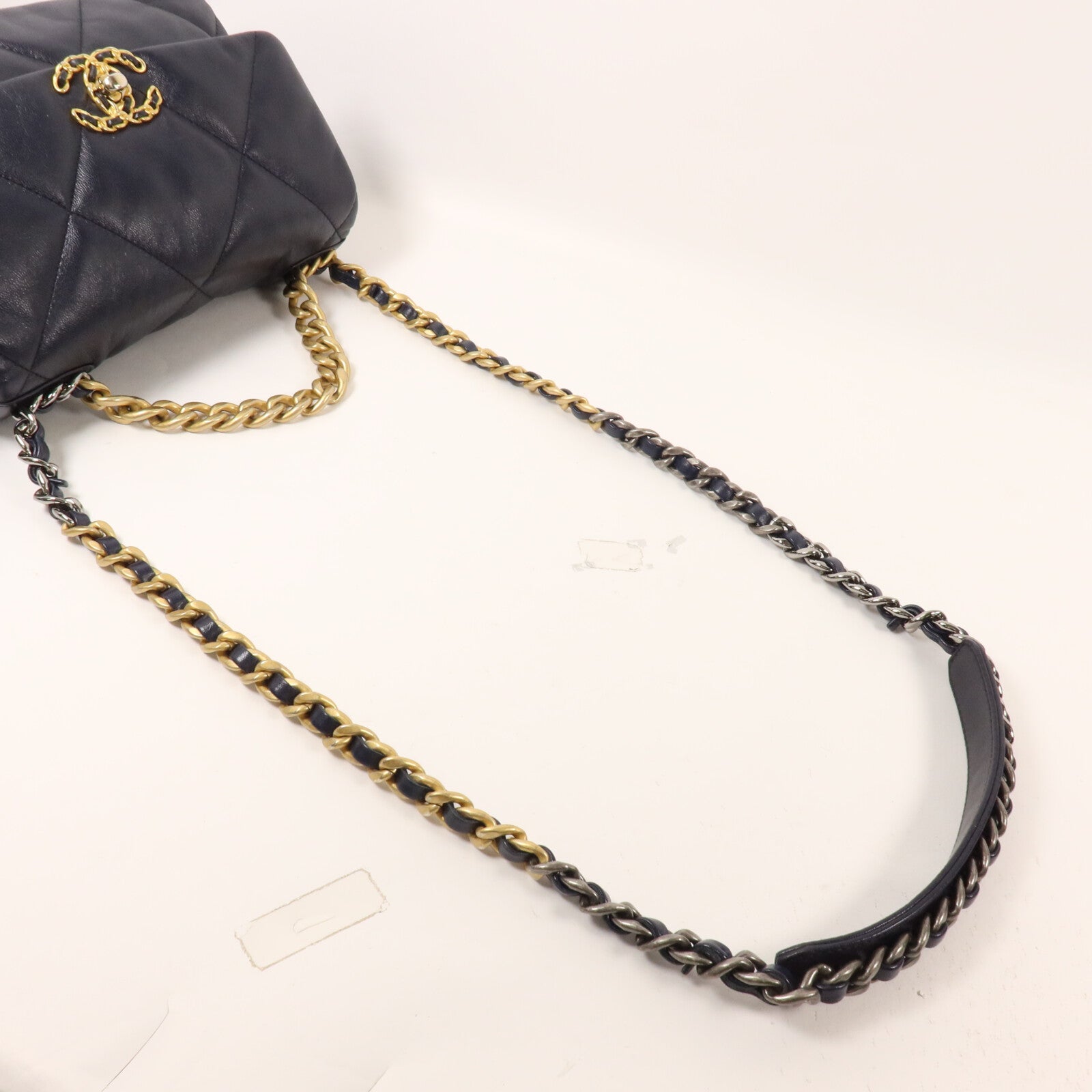 CHANEL 羊皮皮革C19 Small手挽肩背兩用袋
