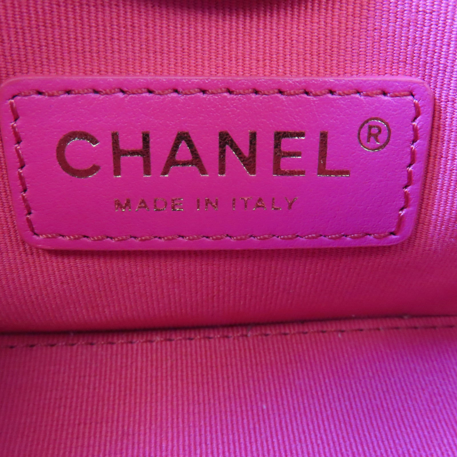 CHANEL 【激減優惠】菱格牛皮皮革Vanity Case金扣鏈帶手挽肩背兩用袋黑色