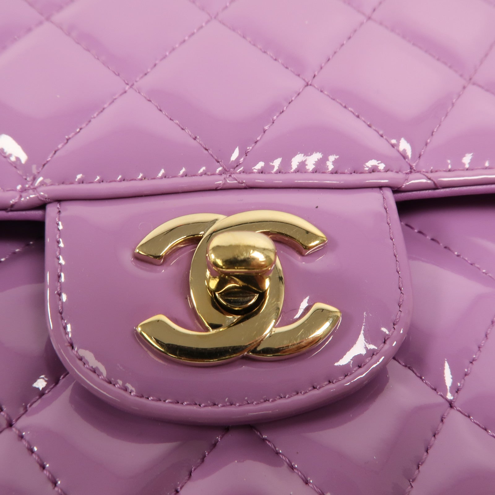 CHANEL 漆皮皮革Classic 25鏈帶肩背袋