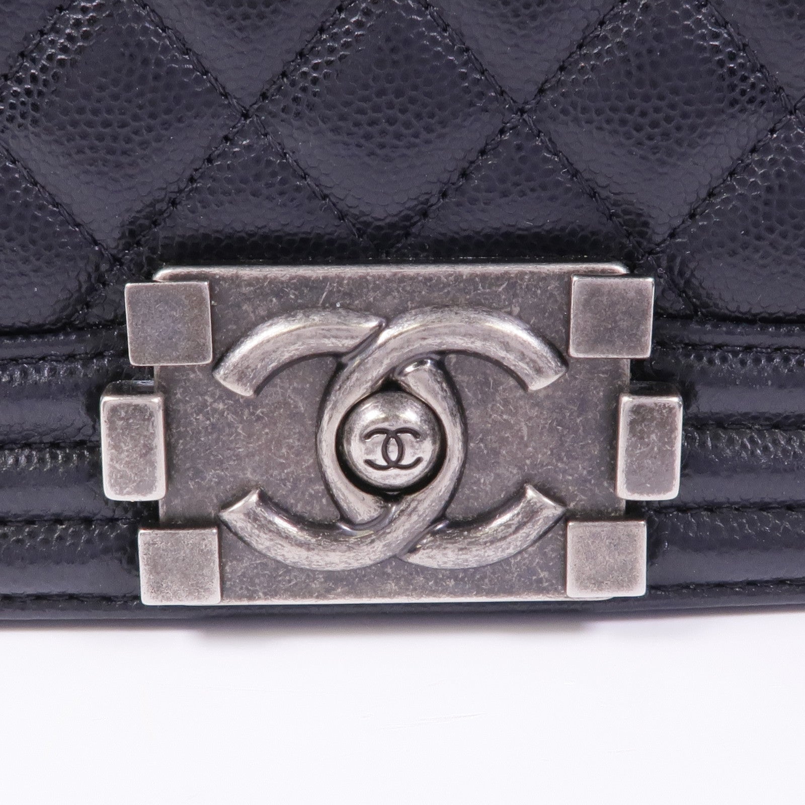 CHANEL 牛皮皮革Boy 25銀扣鏈帶肩背袋