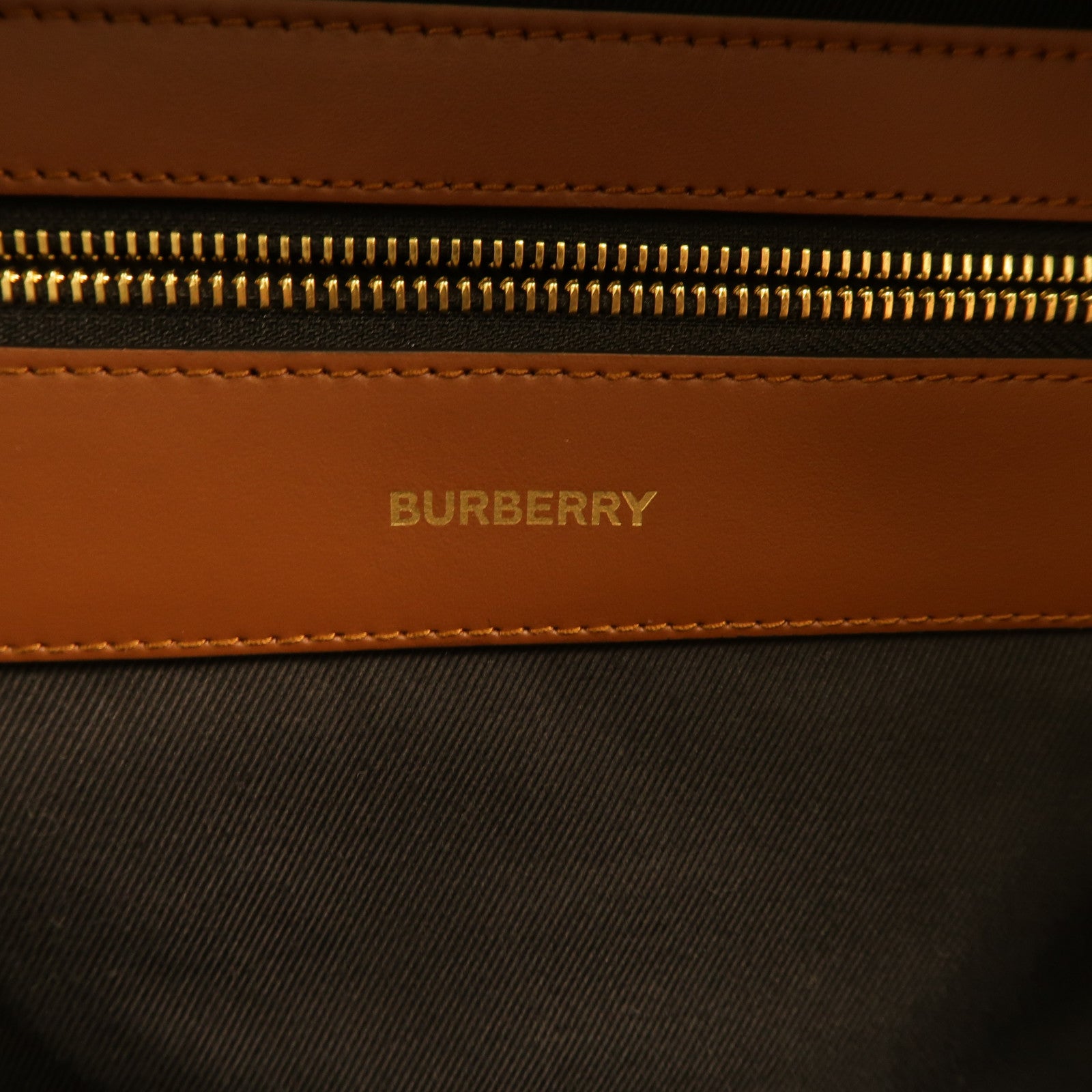 BURBERRY 塗層帆布Backpack背包