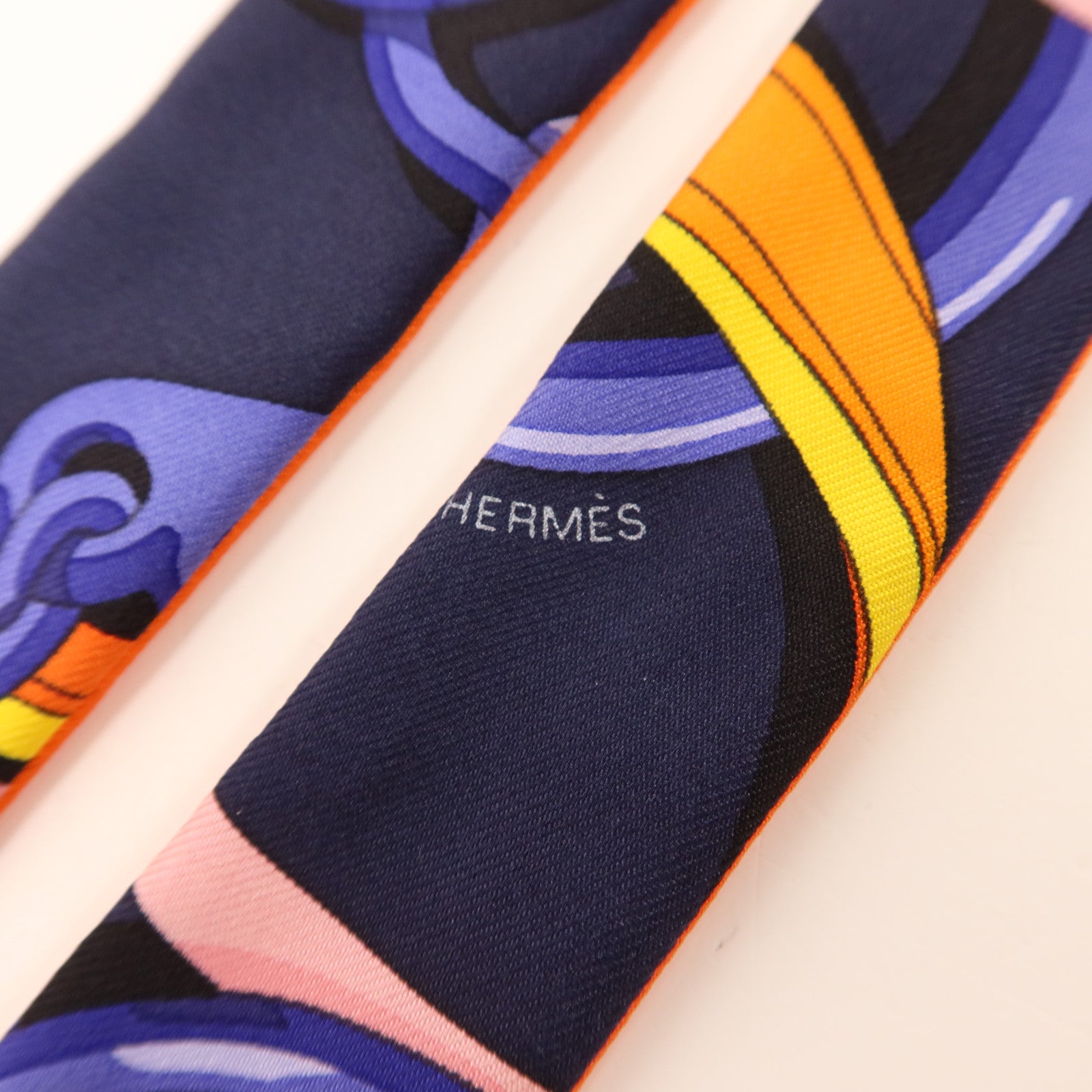 HERMES 絲質Twillon絲巾