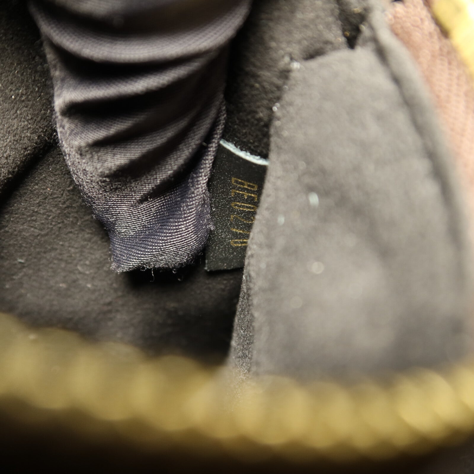 LOUIS VUITTON Monogram Neo Noe MM金扣肩背袋