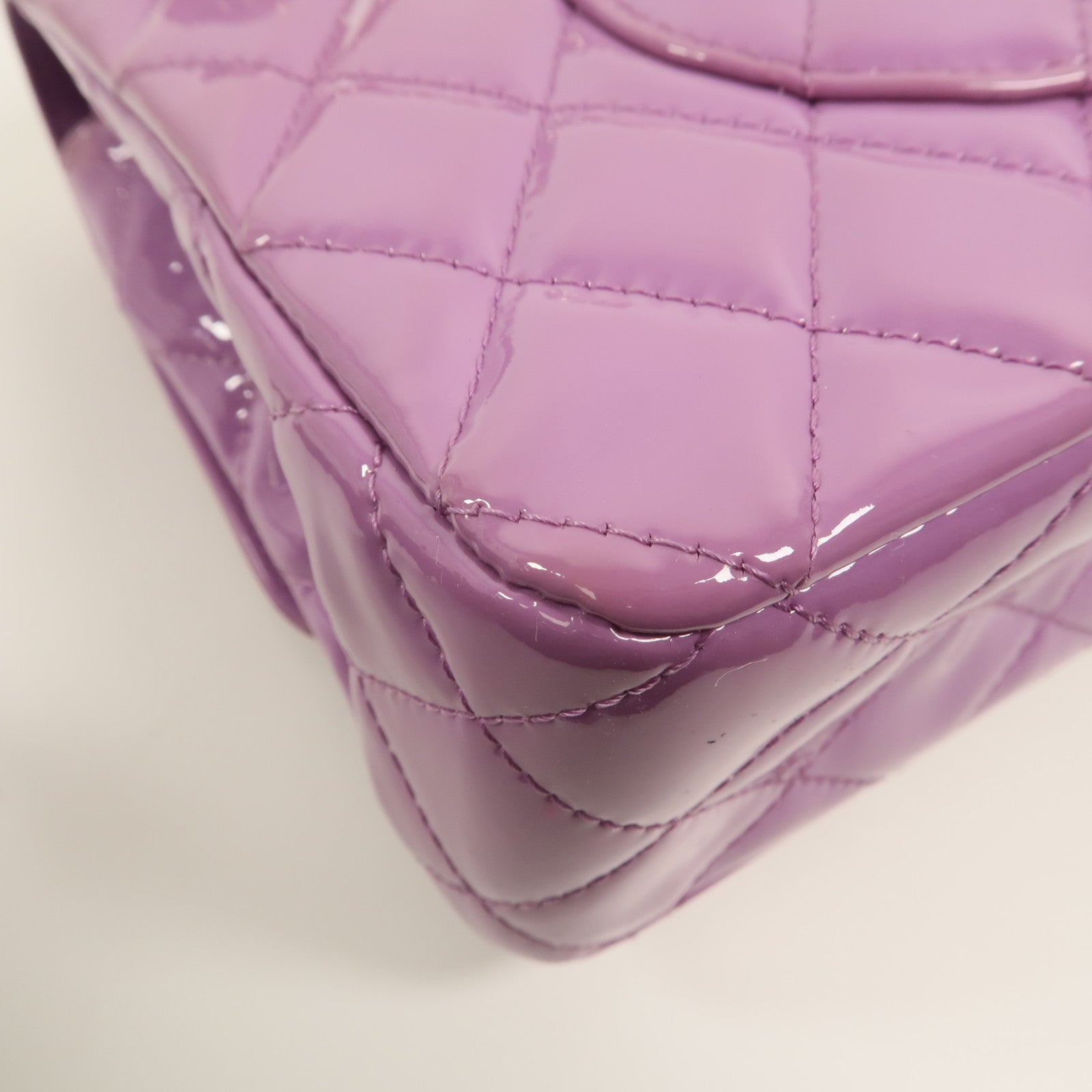 CHANEL 漆皮皮革Classic 25鏈帶肩背袋