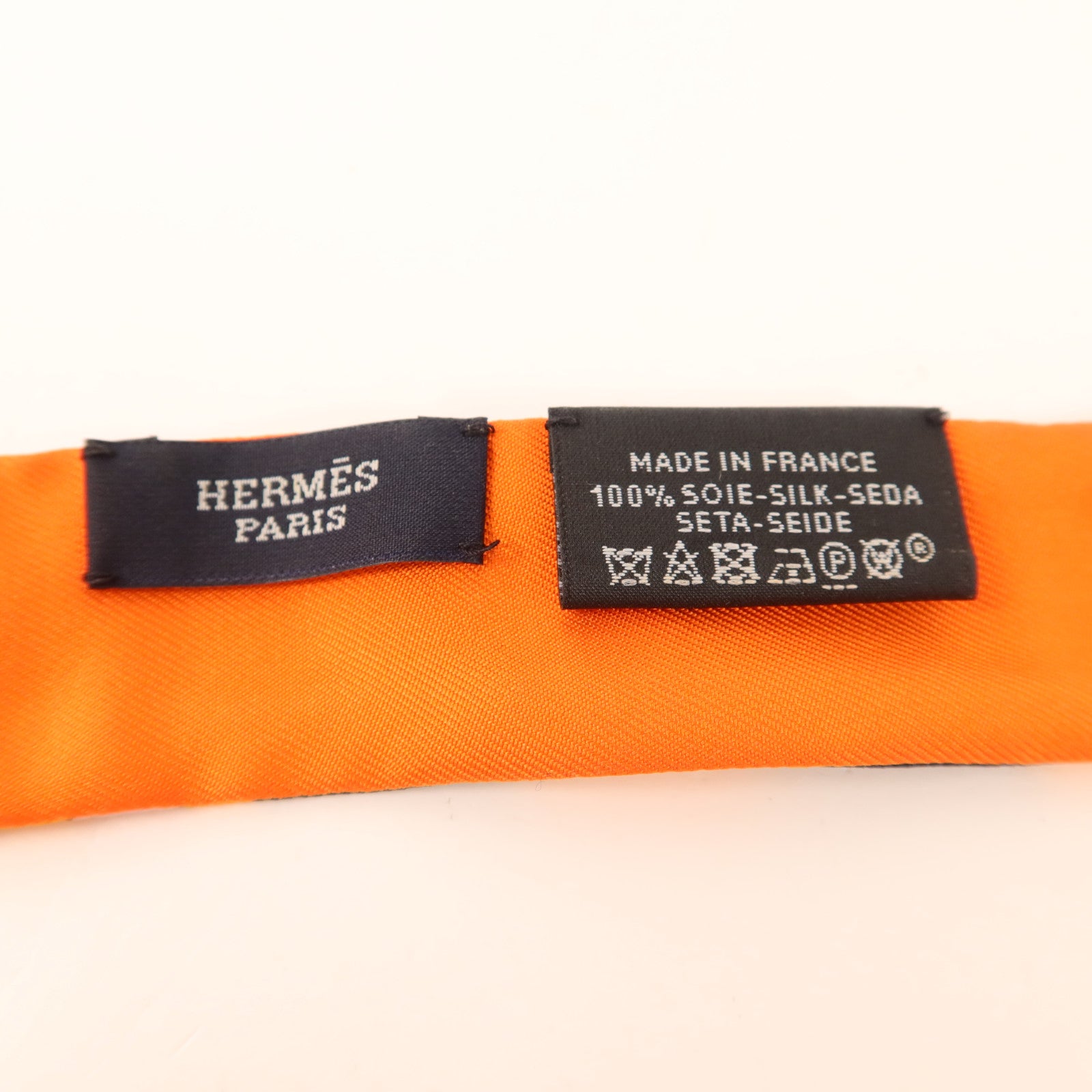 HERMES 絲質Twillon絲巾