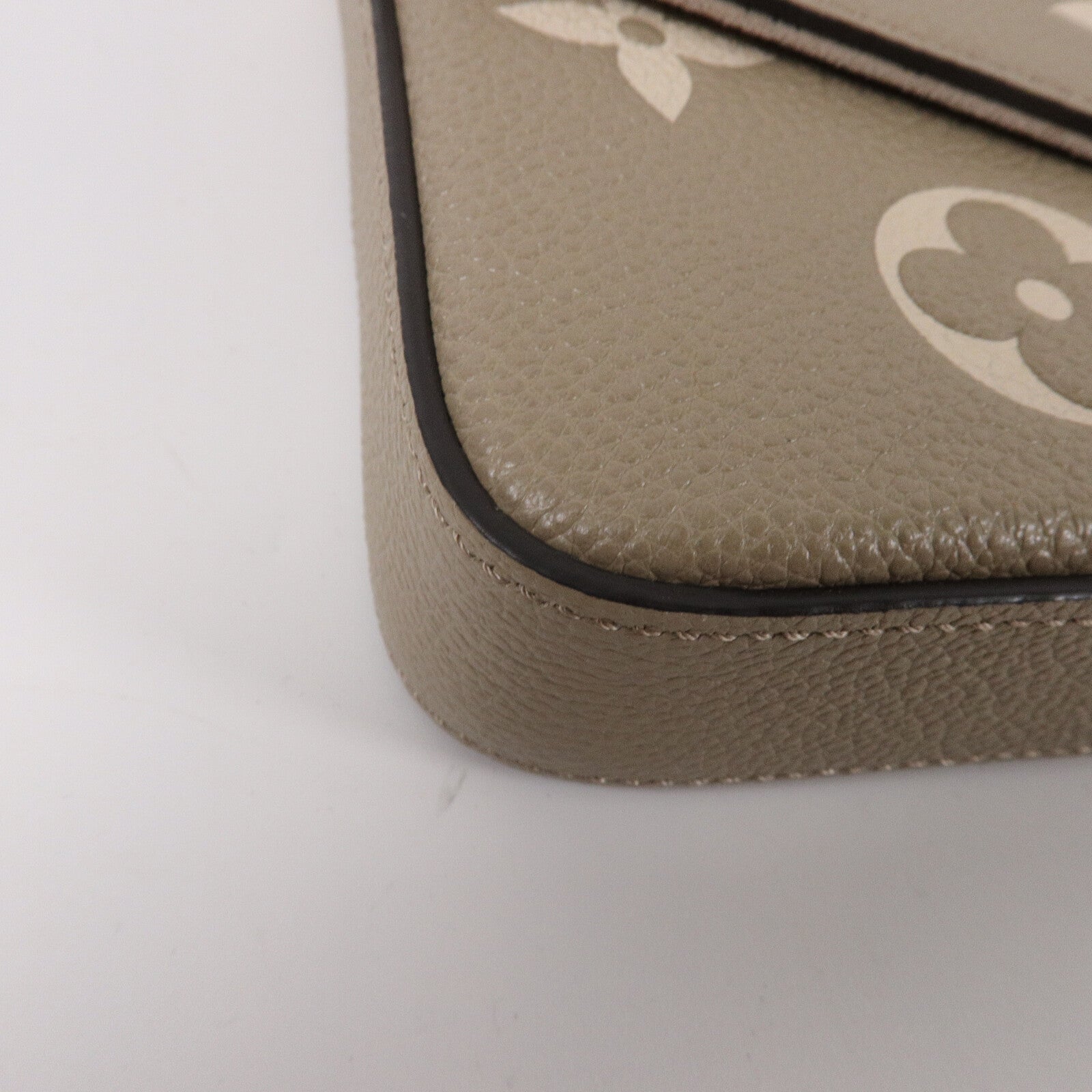 LOUIS VUITTON Monogram Empreinte Felicie Pochette鏈帶肩背袋