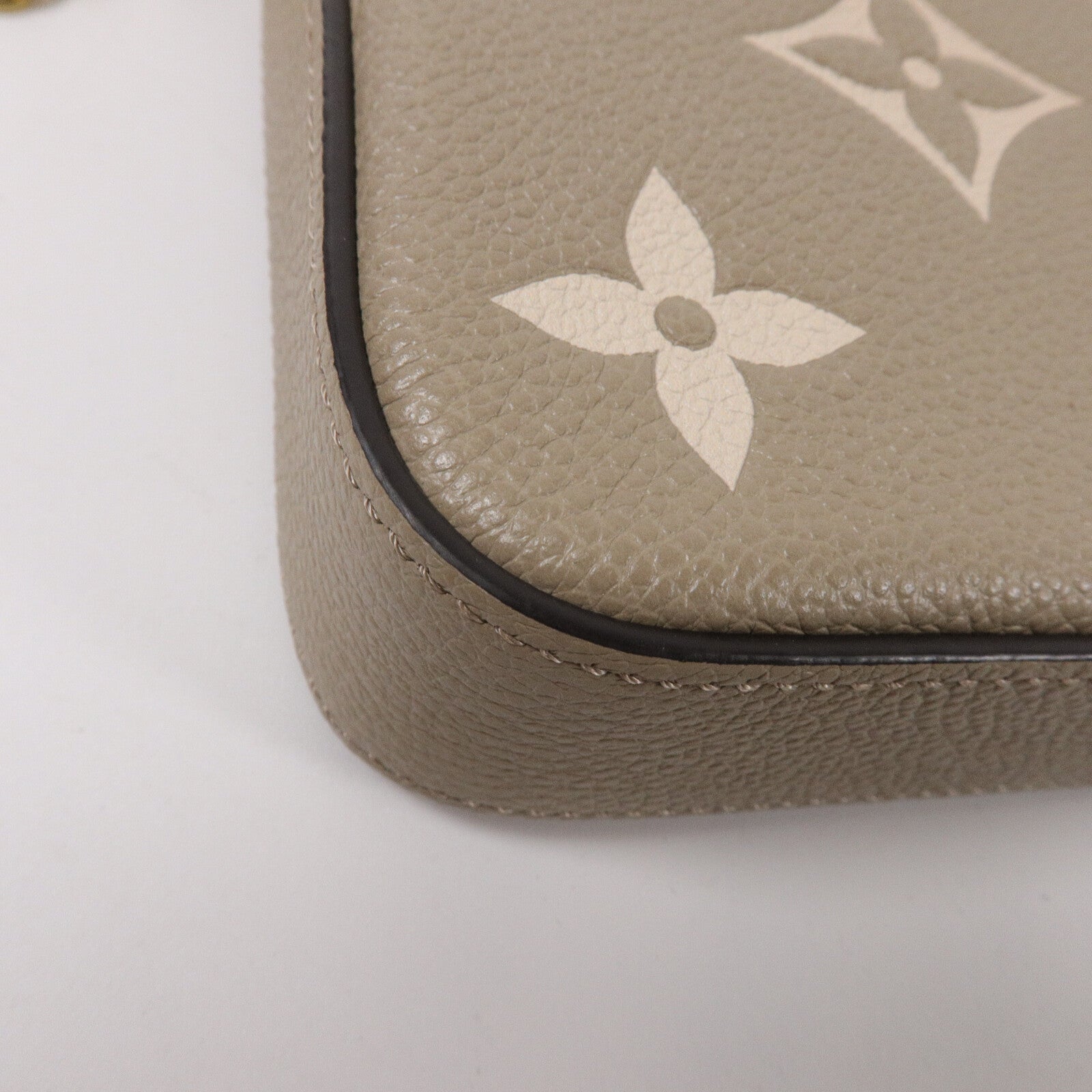 LOUIS VUITTON Monogram Empreinte Felicie Pochette鏈帶肩背袋