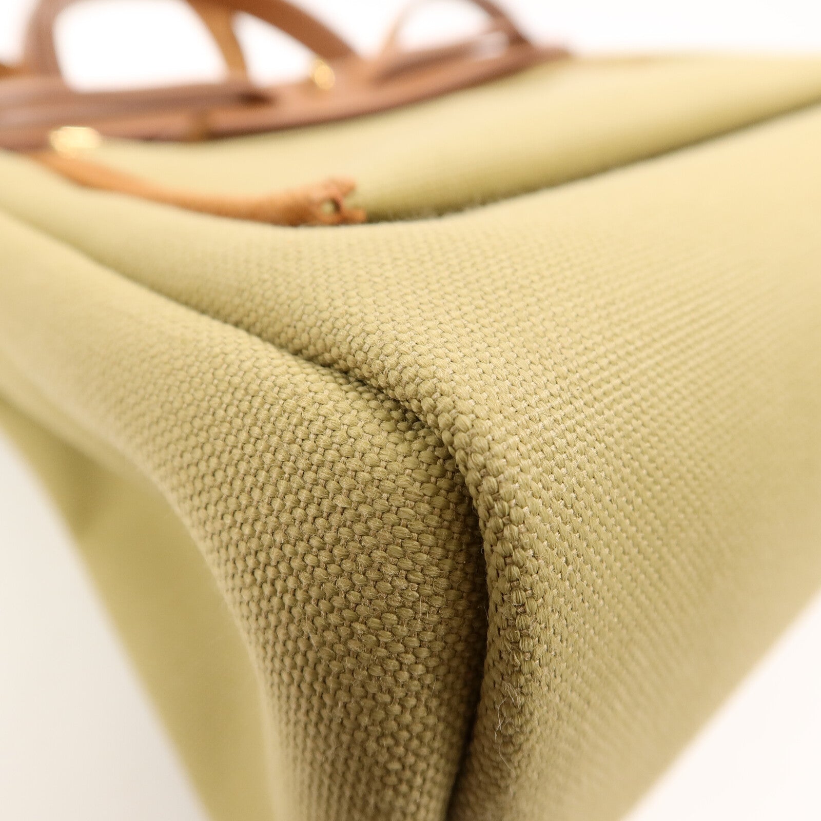 HERMES 帆布Herbag PM肩背袋Poussiere/Fauve