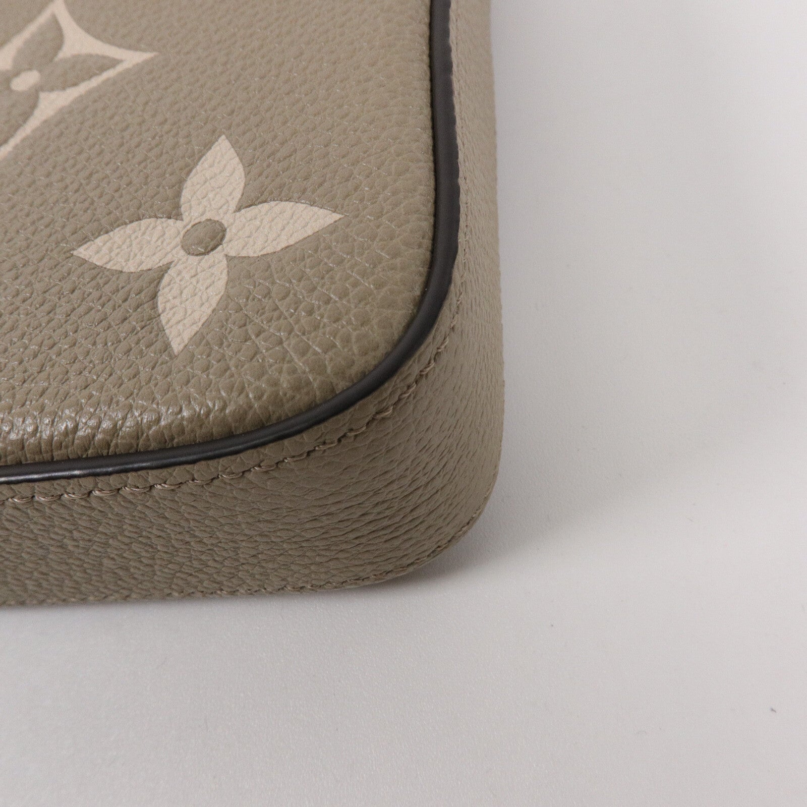 LOUIS VUITTON Monogram Empreinte Felicie Pochette鏈帶肩背袋