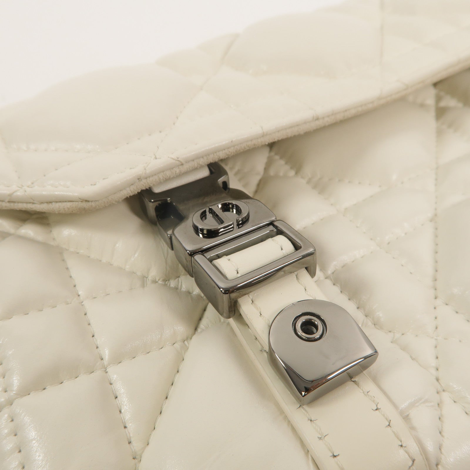 Dior 羊皮皮革Small Macrocannage Diorcamp肩背袋