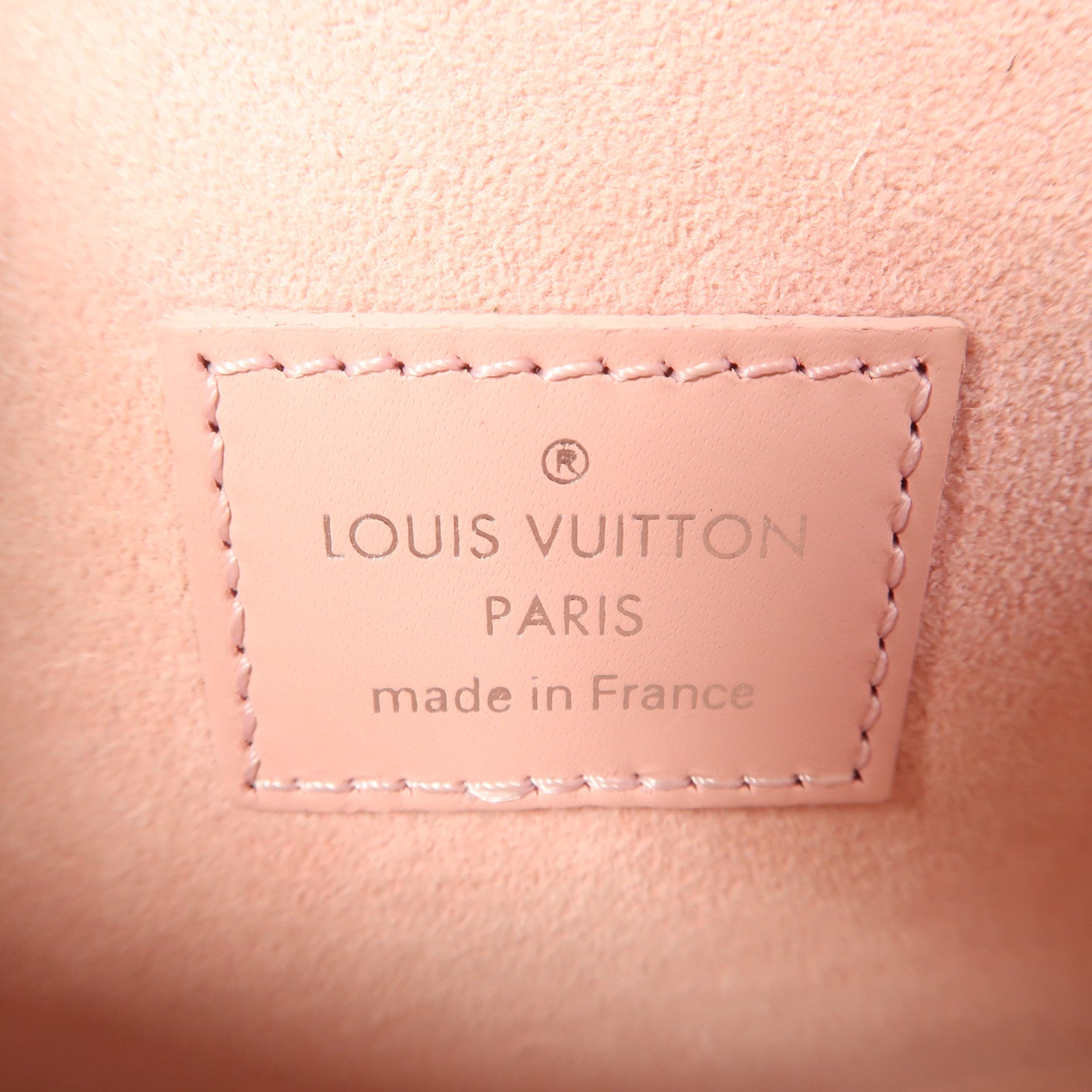 LOUIS VUITTON Epi Pochette Felissie銀扣鏈帶肩背袋