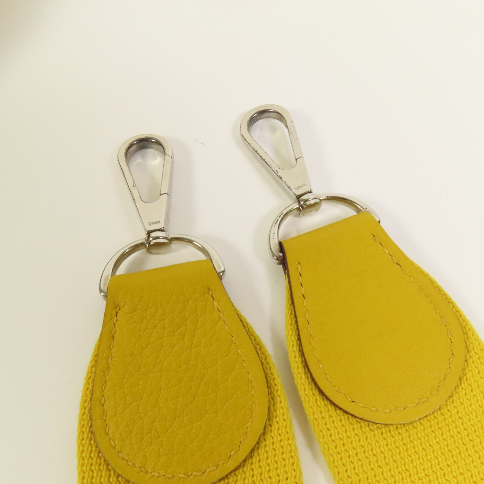 HERMES 帆布/皮革Evelyne PM銀扣肩背袋Soleil