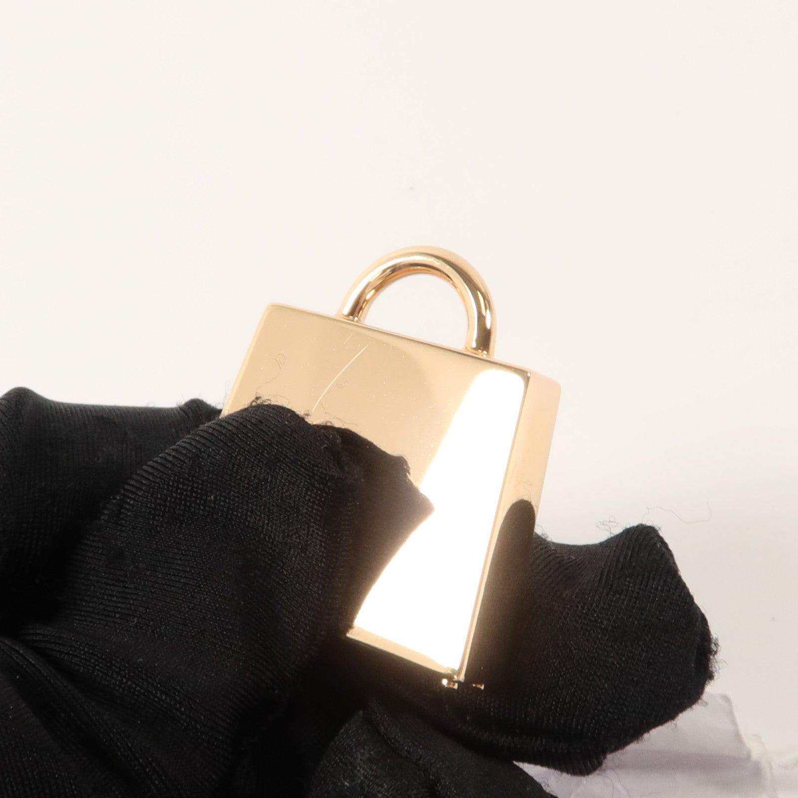 HERMES 金屬Curiosite Kelly Laque Charm掛飾