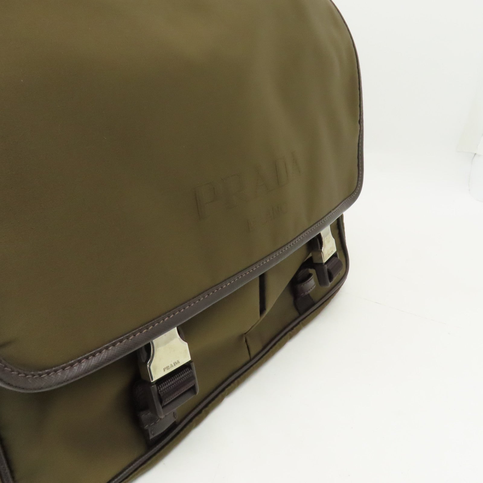 PRADA 【激減優惠】尼龍Tessuto Logo Messenger Bag銀扣肩背袋啡色