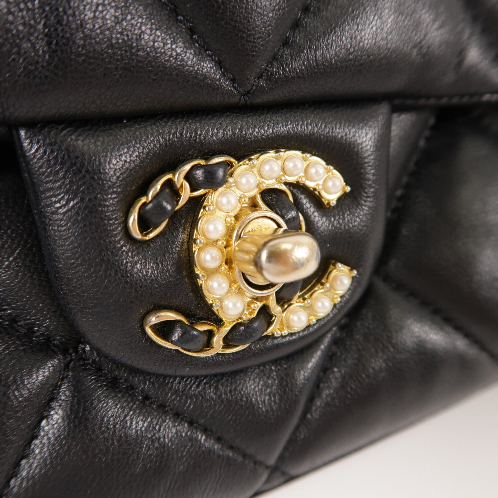 CHANEL 羊皮皮革Flap Bag鏈帶肩背袋
