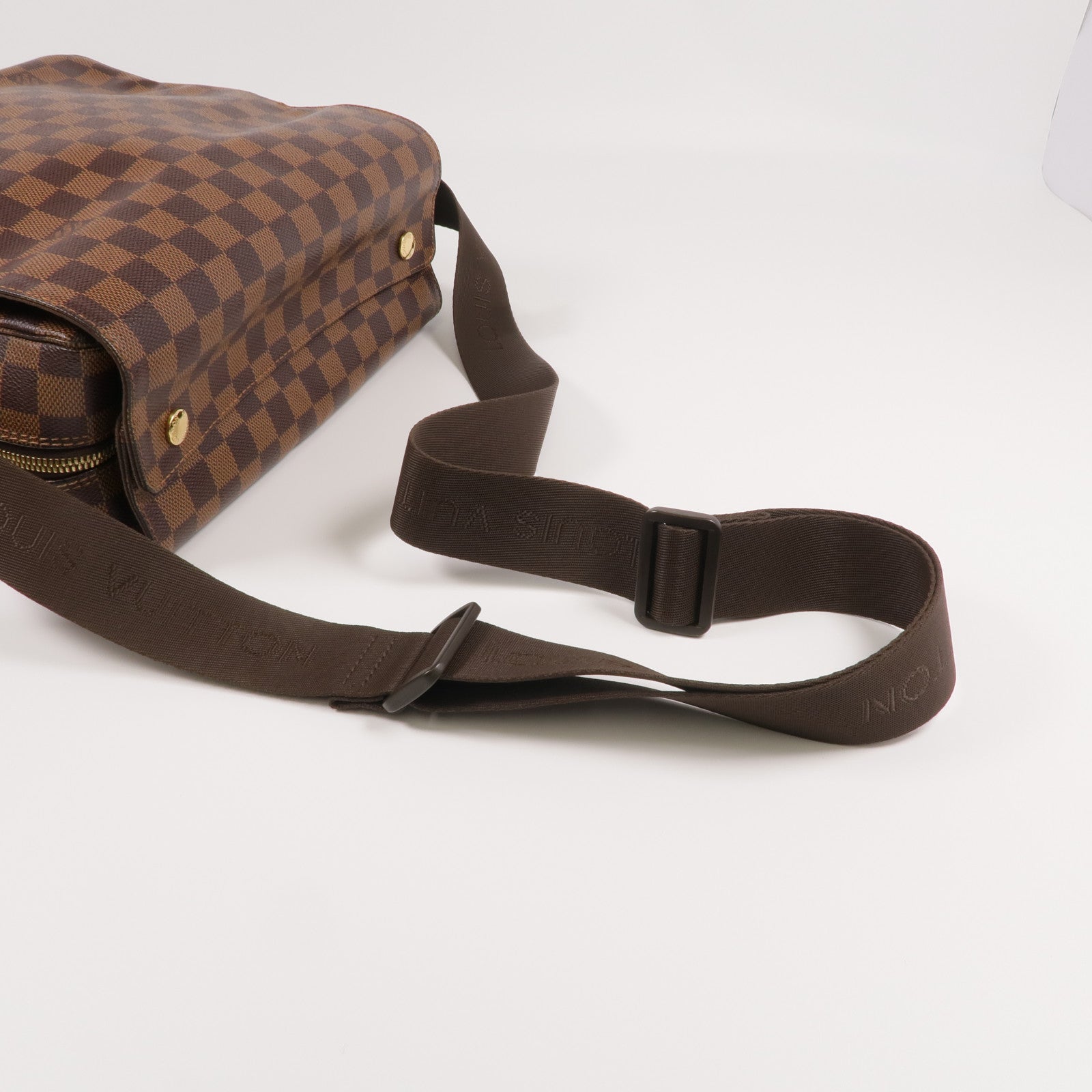 LOUIS VUITTON Damier Naviglio金扣肩背袋