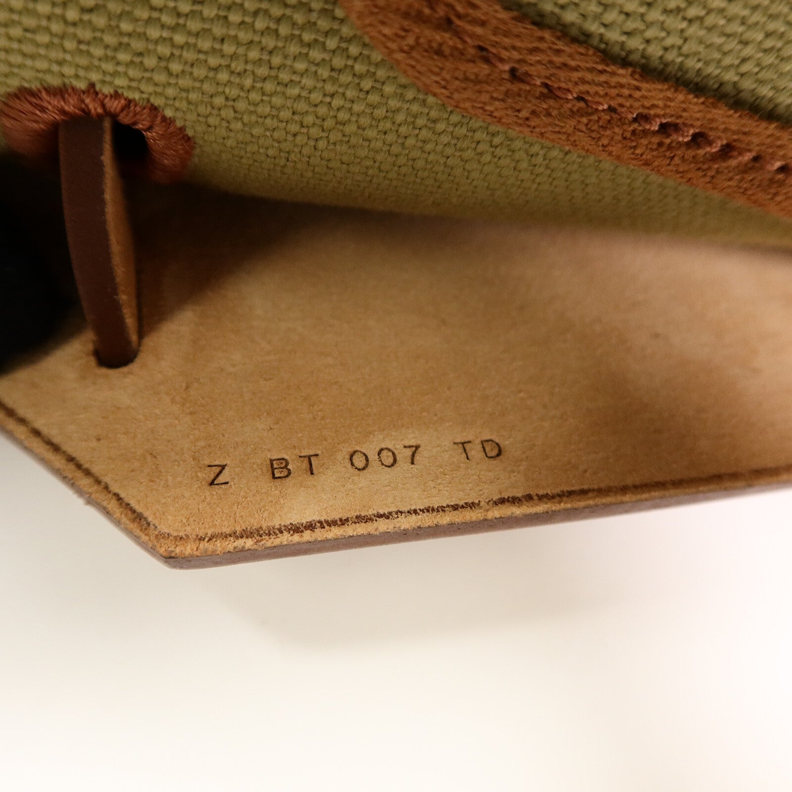 HERMES 帆布Herbag PM肩背袋Poussiere/Fauve