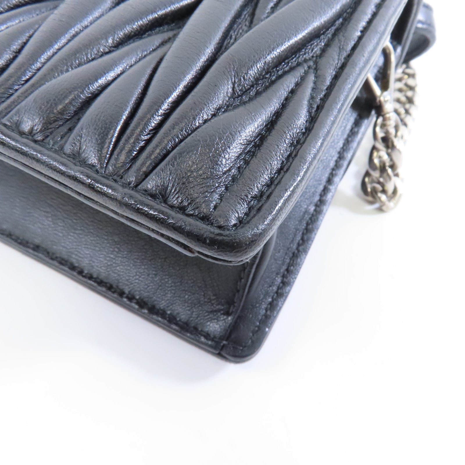 Miu Miu 羊皮皮革Chain Shoulder Bag銀扣鏈帶肩背袋黑色