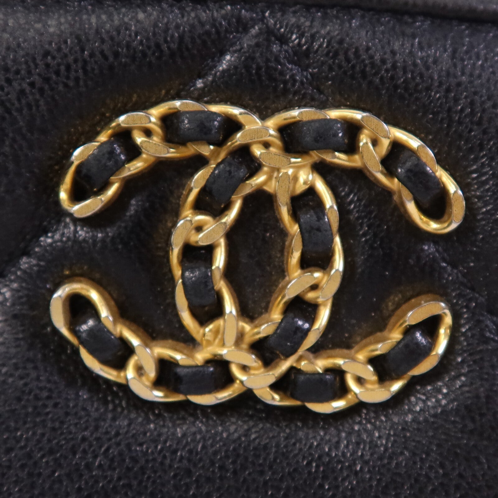 CHANEL 羊皮皮革Chanel 19 Mini Pouch金扣零錢包