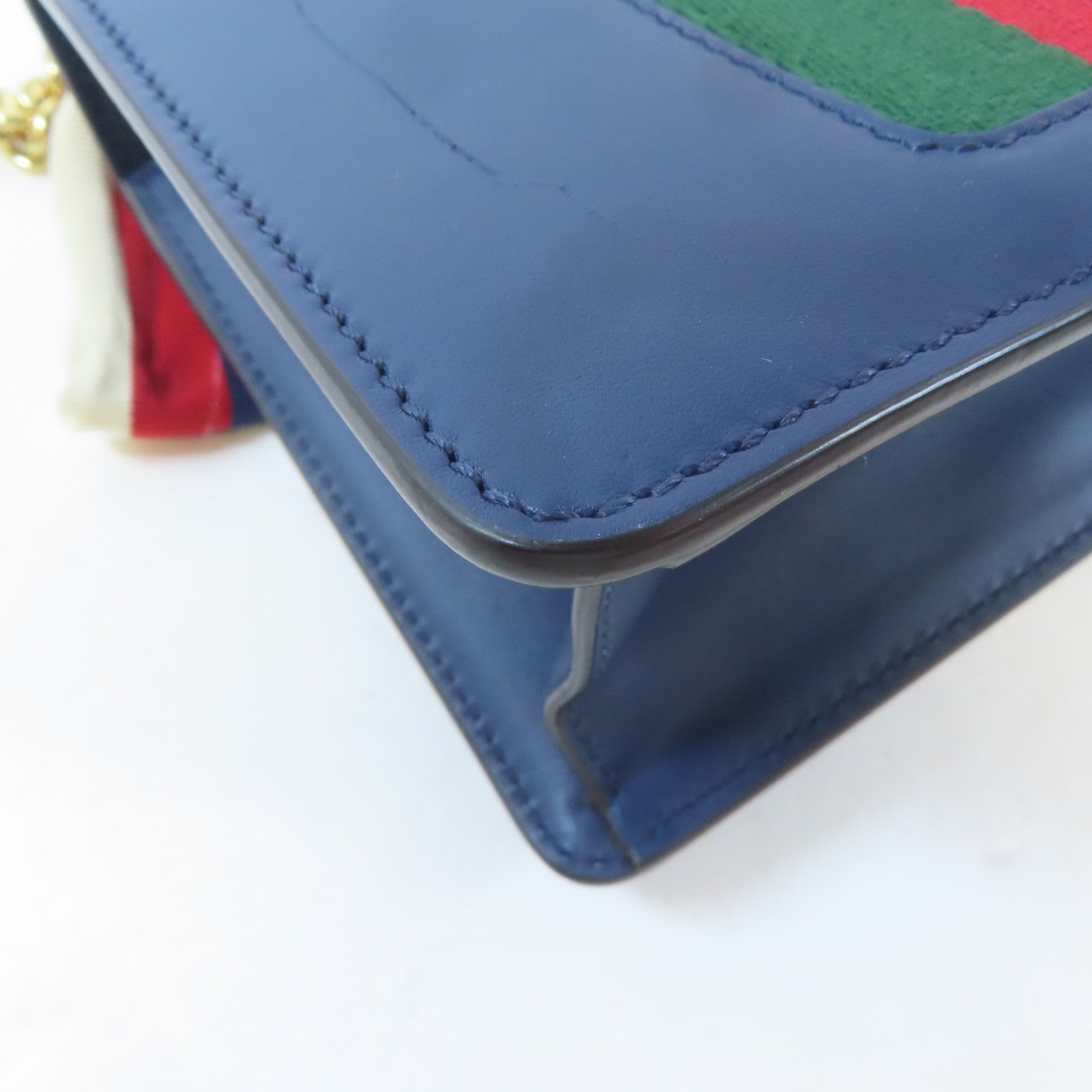 GUCCI 【激減優惠】牛皮皮革Sylvie Mini Bag金扣鏈帶肩背袋藍色