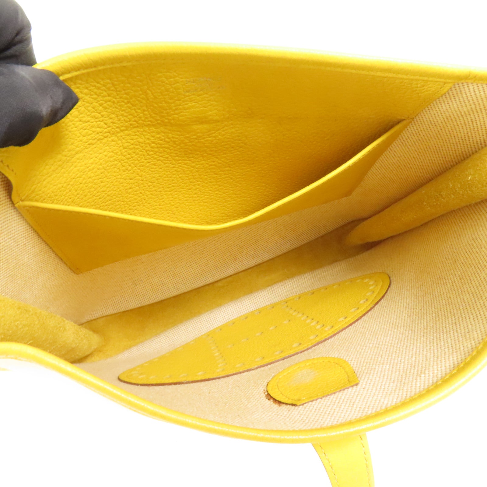 HERMES 帆布/皮革Evelyne PM銀扣肩背袋Soleil