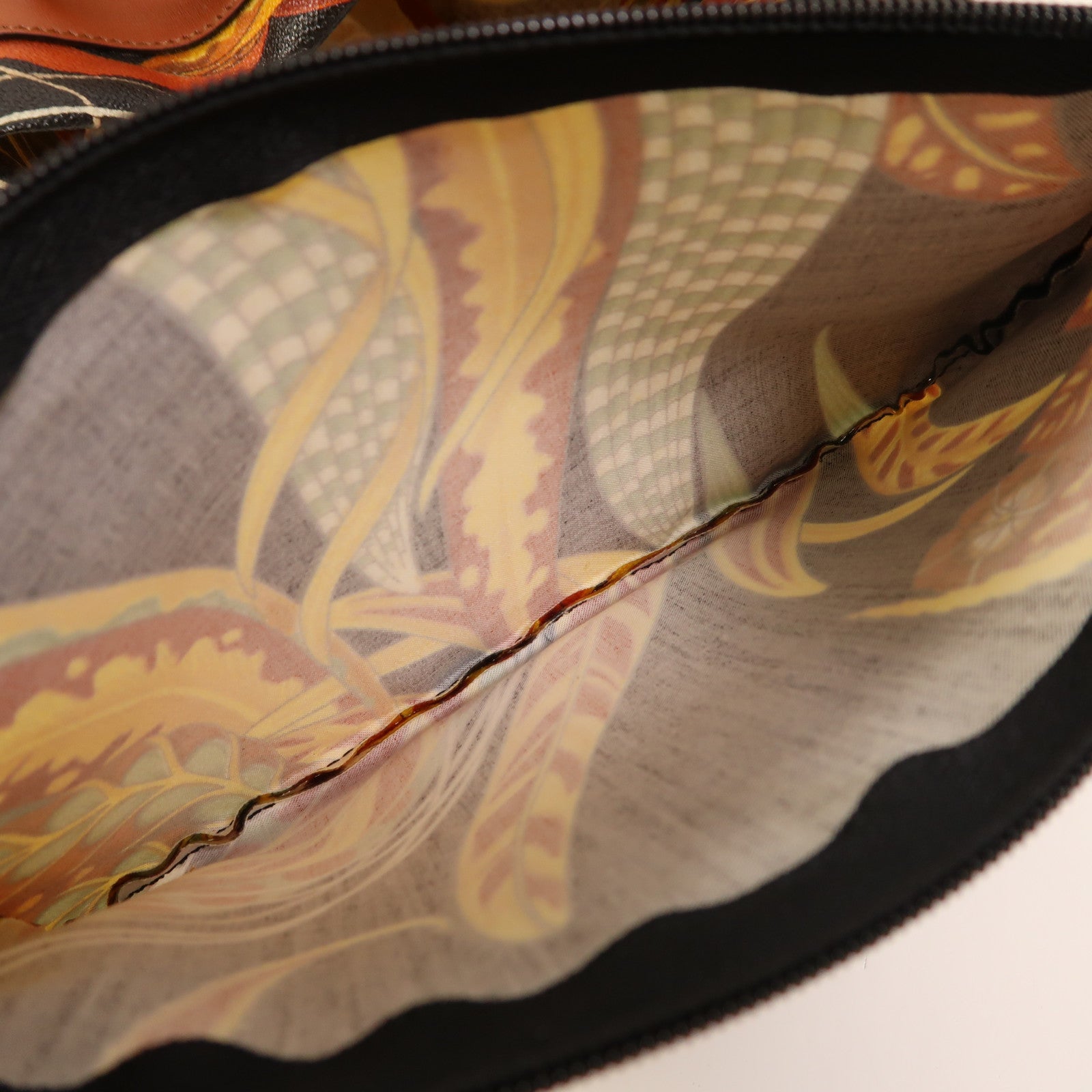 Salvatore Ferragamo 塗層帆布/牛皮皮革Rucksack金扣背包