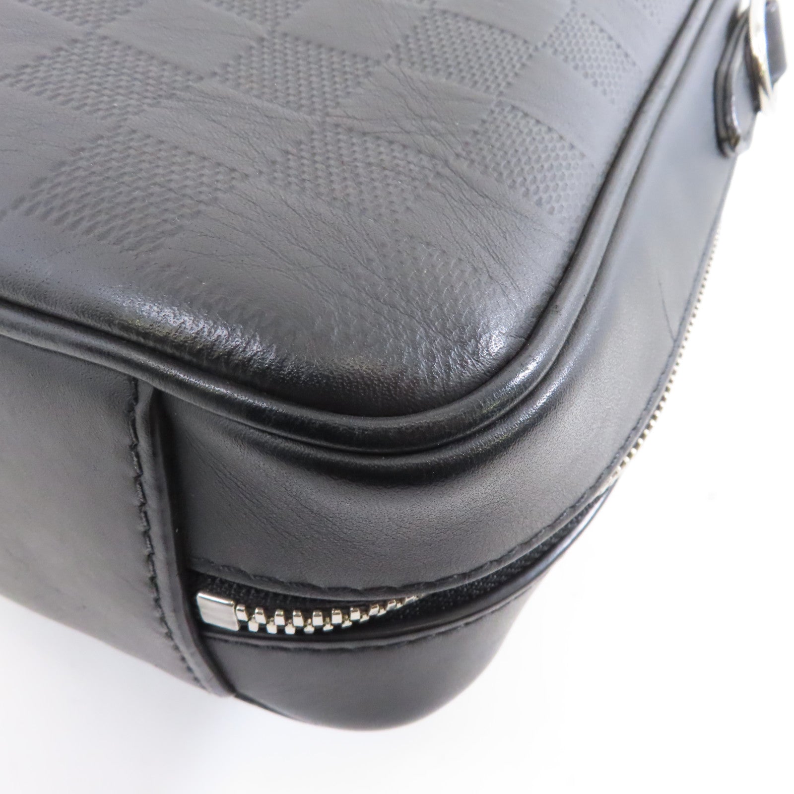 LOUIS VUITTON Damier Infini Sirius Messenger Bag銀扣肩背袋黑色