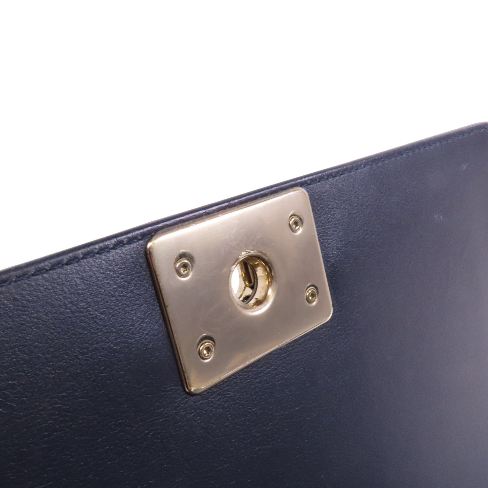 CHANEL 牛皮皮革Boy Chanel 25金扣鏈帶肩背袋