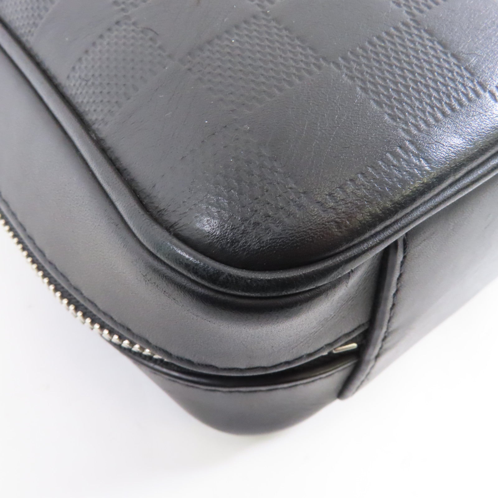 LOUIS VUITTON Damier Infini Sirius Messenger Bag銀扣肩背袋黑色