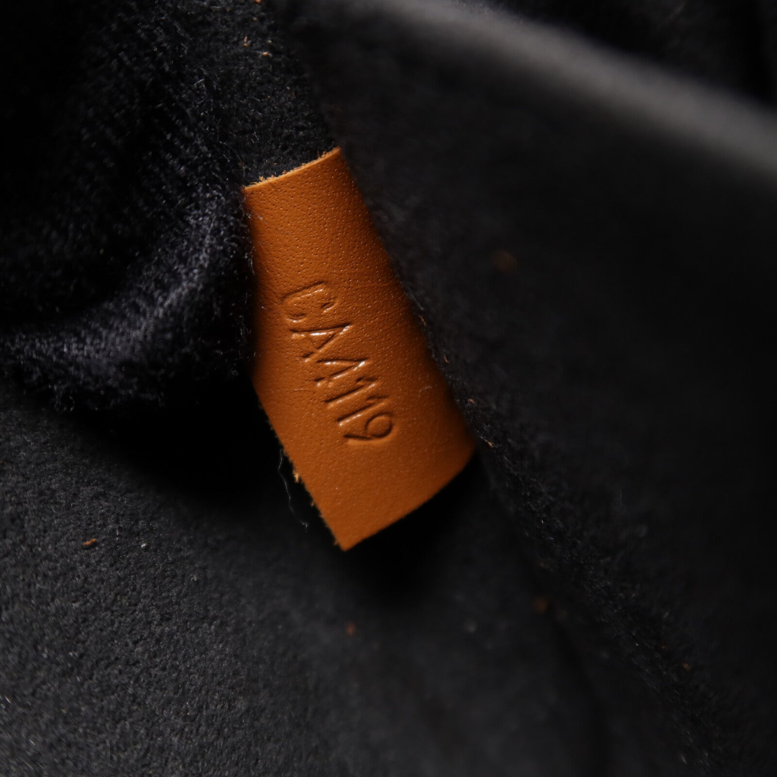 LOUIS VUITTON Monogram/Monogram Reverse Dauphine MM鏈帶手挽肩背兩用袋