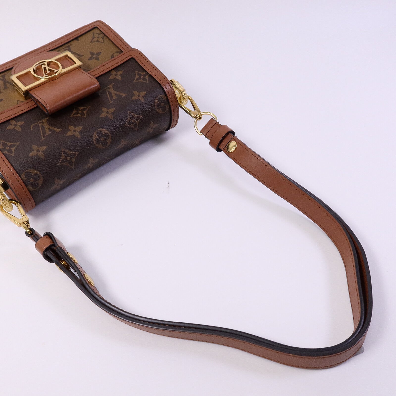 LOUIS VUITTON 【激減優惠】Monogram Reverse Mini Dauphine肩背袋
