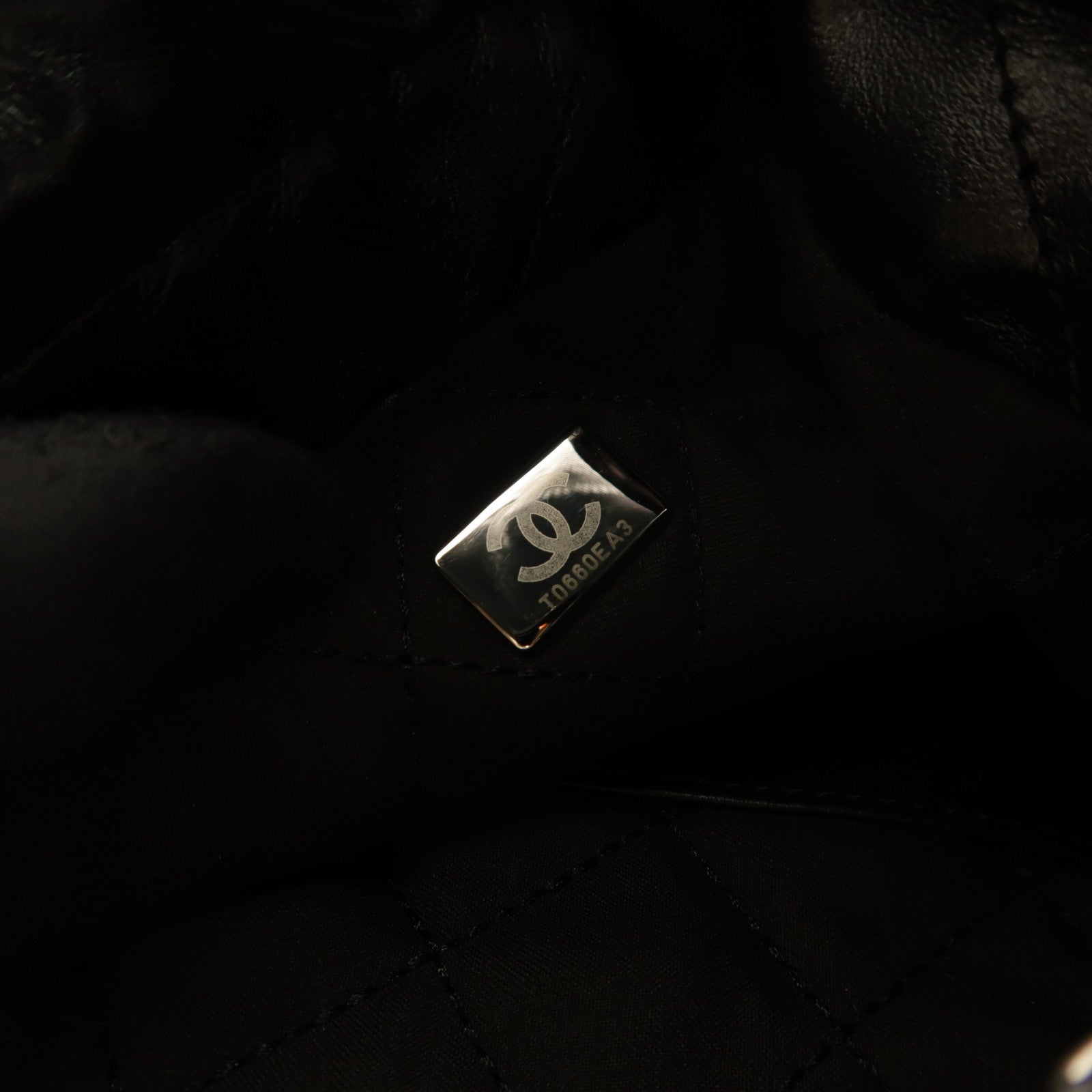 CHANEL Chanel 22 Mini鏈帶手挽肩背兩用袋