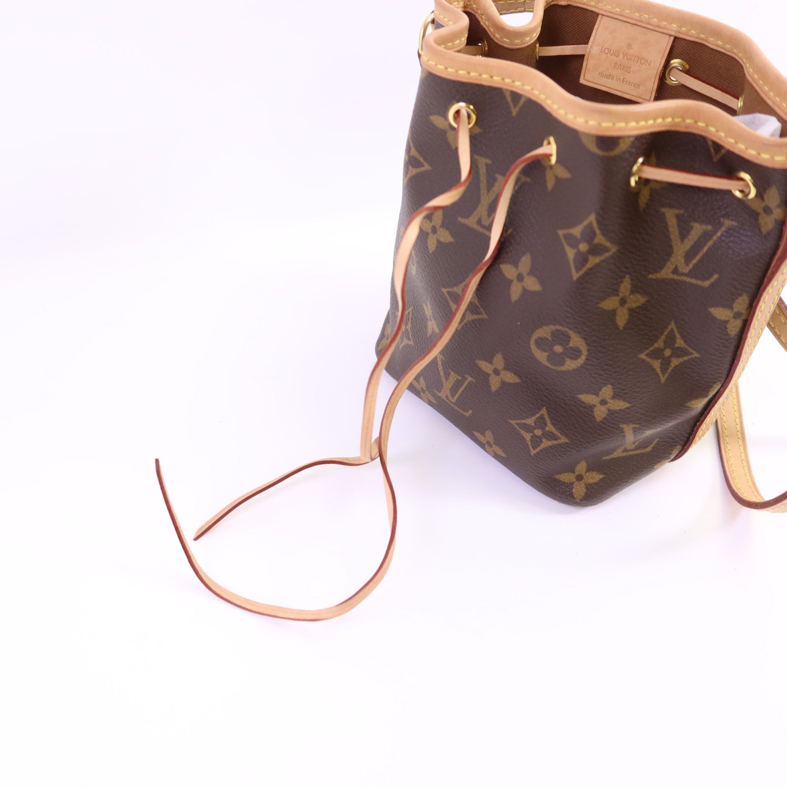 LOUIS VUITTON Monogram Nano Noe金扣肩背袋