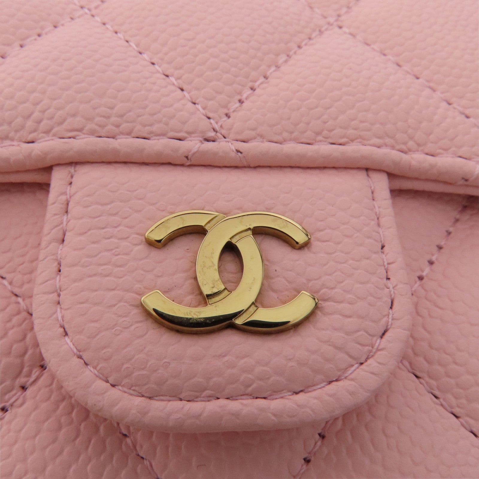 CHANEL 牛皮皮革Compact Flap Wallet金扣短錢包