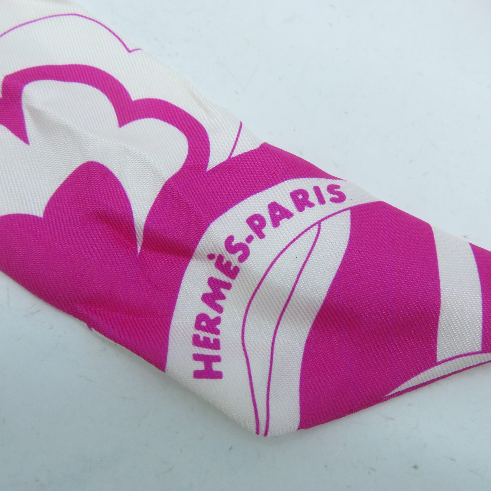 HERMES 【激減優惠】絲質Twilly Scarf絲巾桃紅色/白色