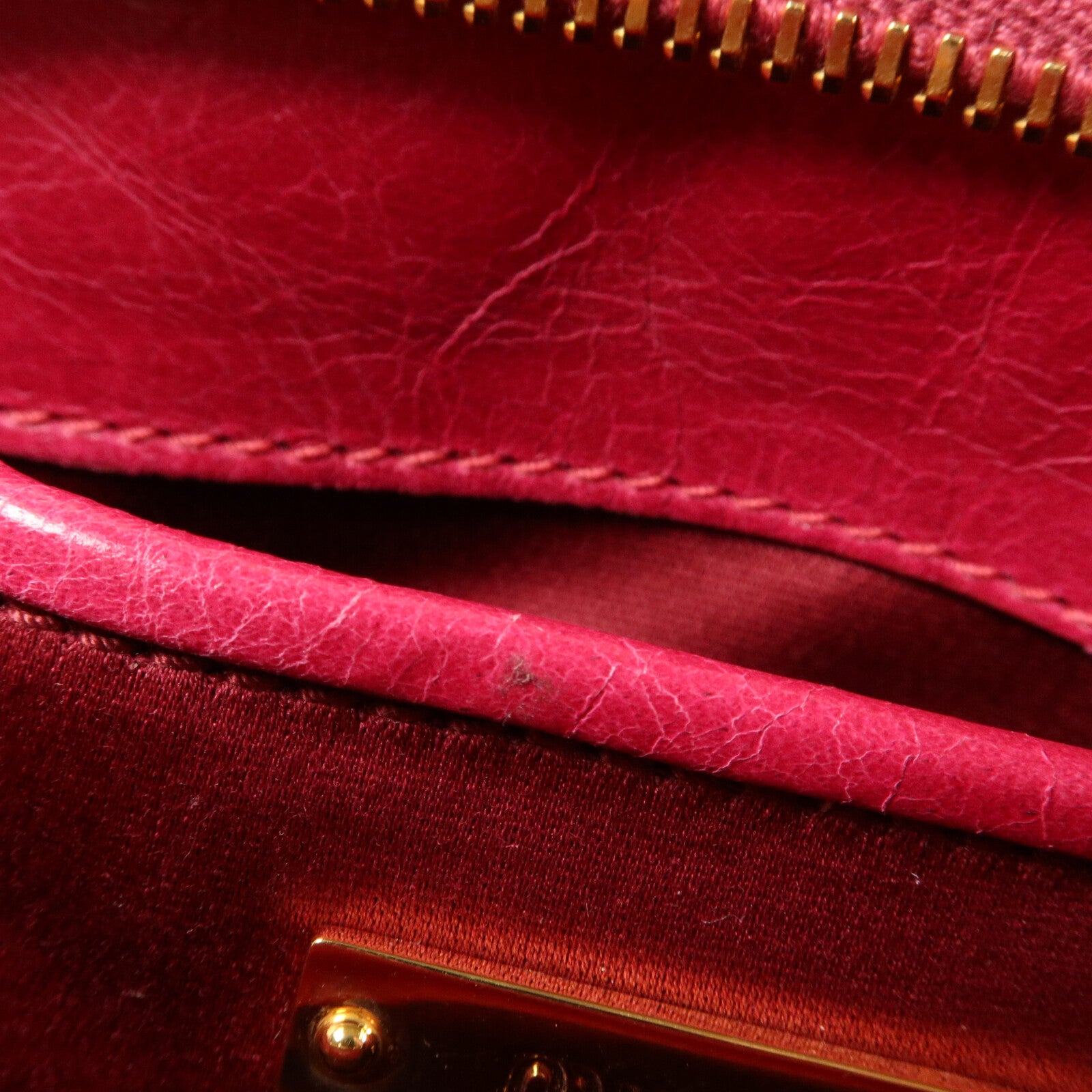 Miu Miu 牛皮皮革Shoulder Bag肩背袋