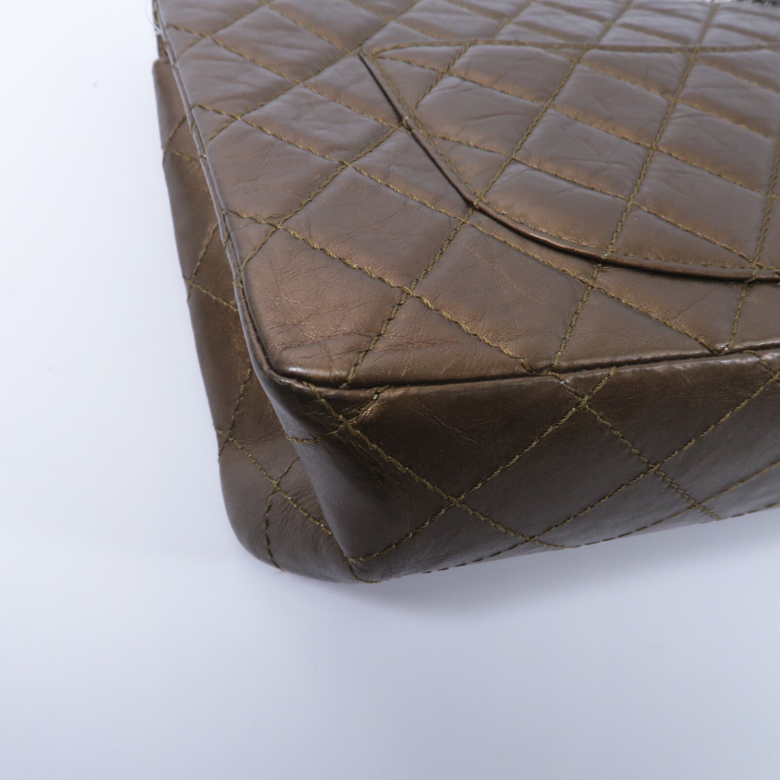 CHANEL 牛皮皮革2.55 Medium鏈帶肩背袋