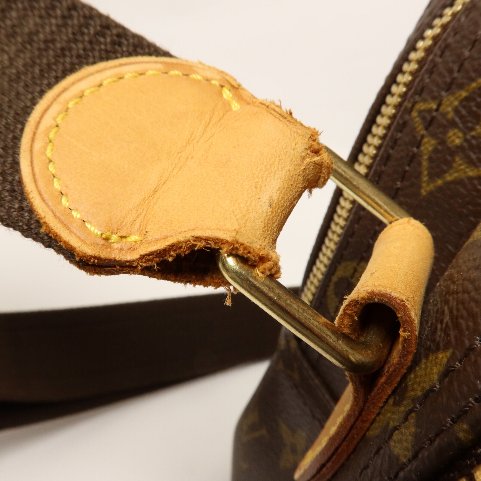 LOUIS VUITTON Monogram Reporter GM肩背袋