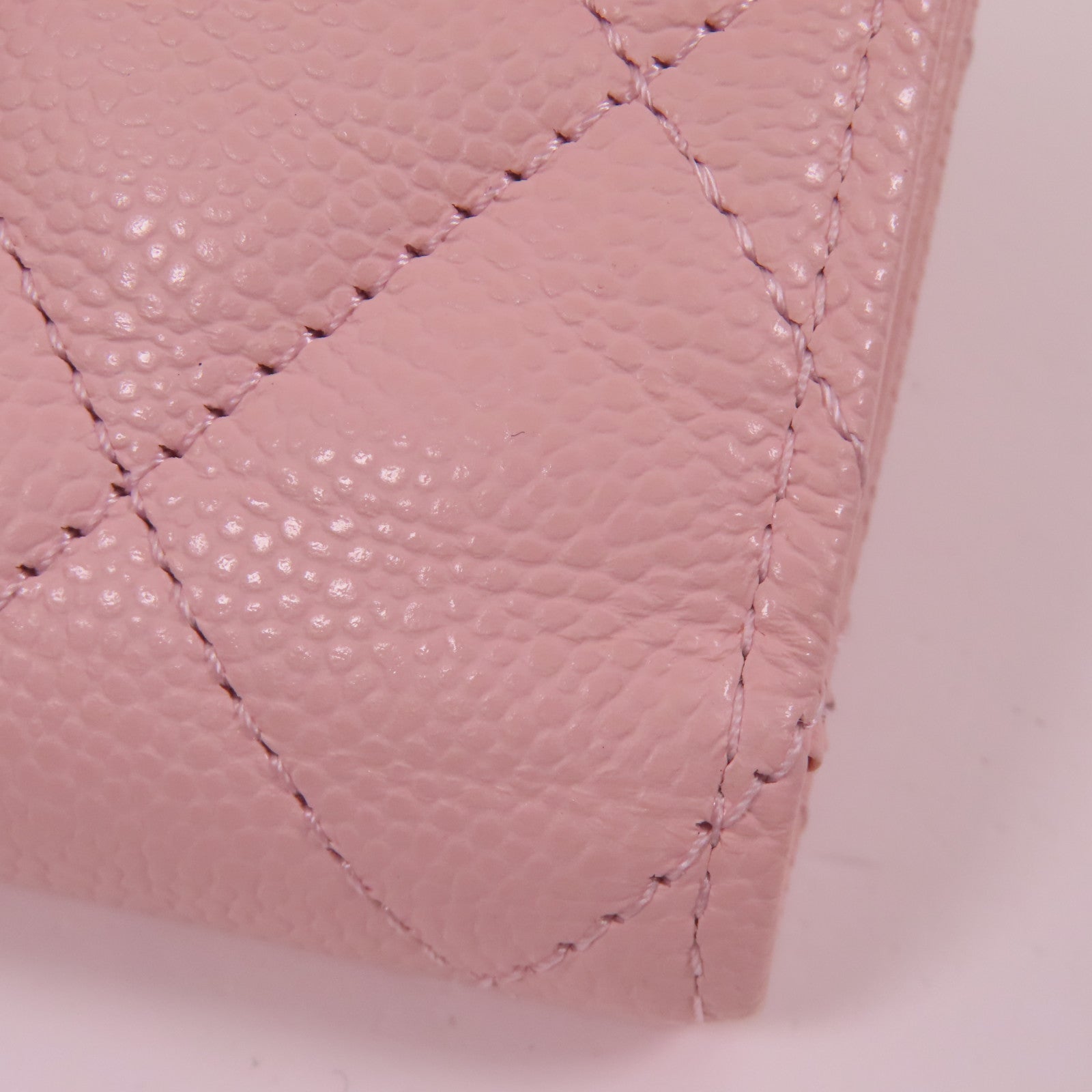 CHANEL 牛皮皮革Compact Flap Wallet金扣短錢包