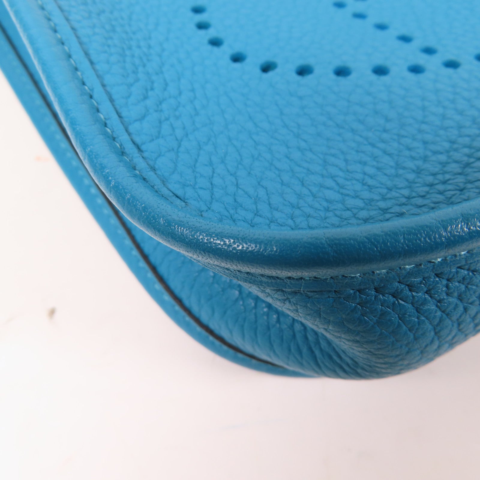 HERMES 【激減優惠】Clemence皮革Evelyne TPM銀扣肩背袋Turquoise/藍色