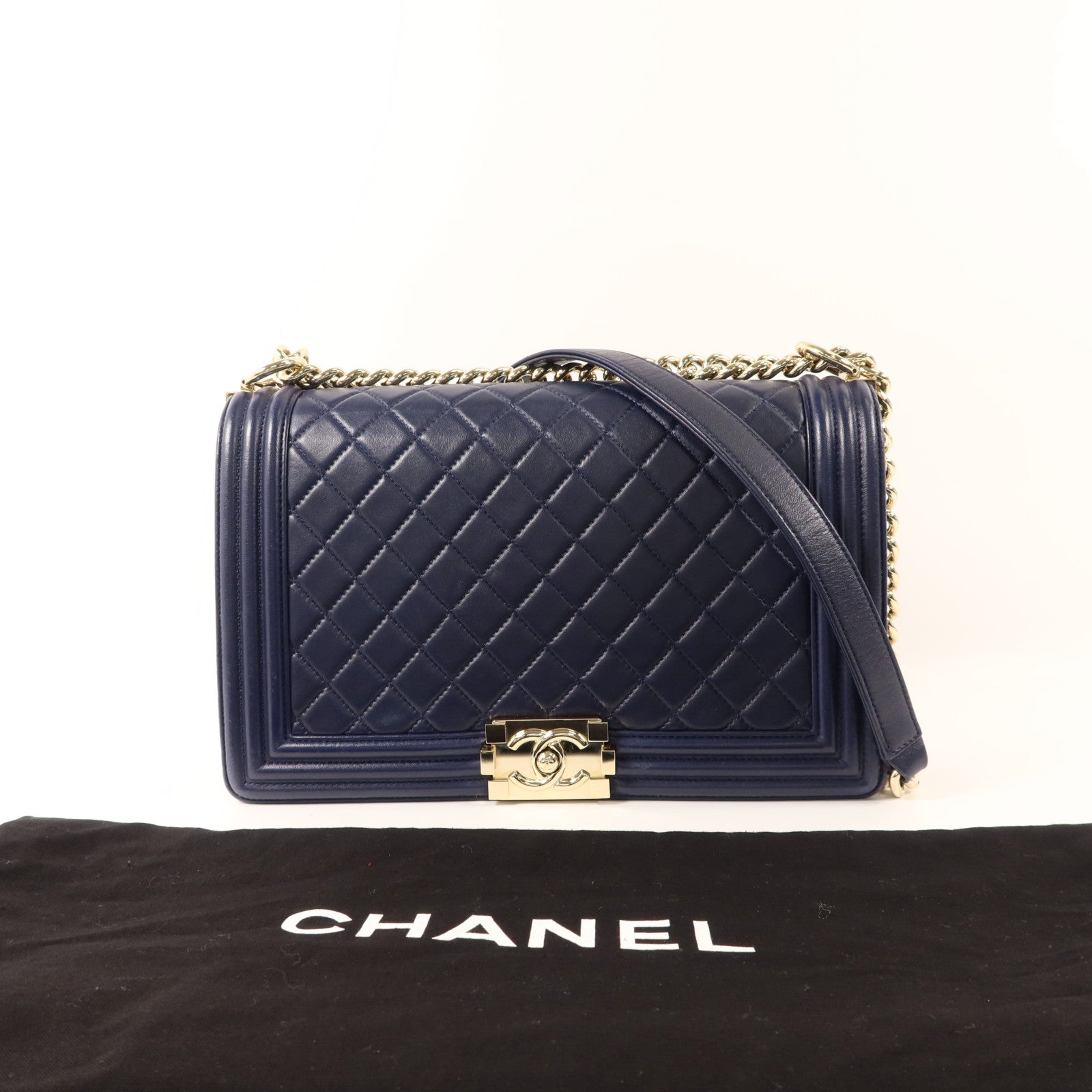 CHANEL 羊皮皮革Boy 28金扣鏈帶肩背袋