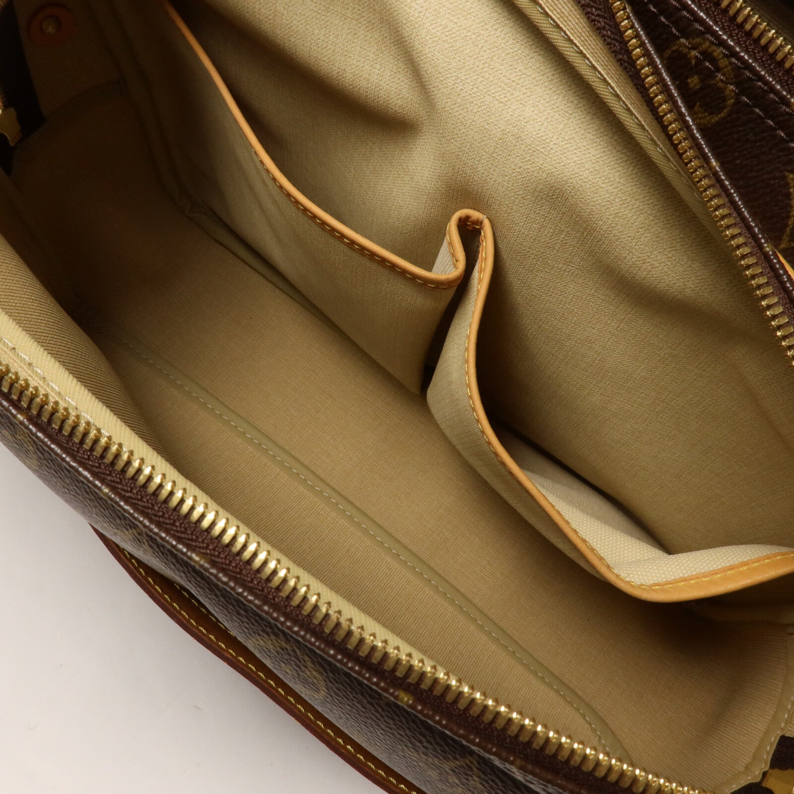 LOUIS VUITTON Monogram Reporter GM肩背袋