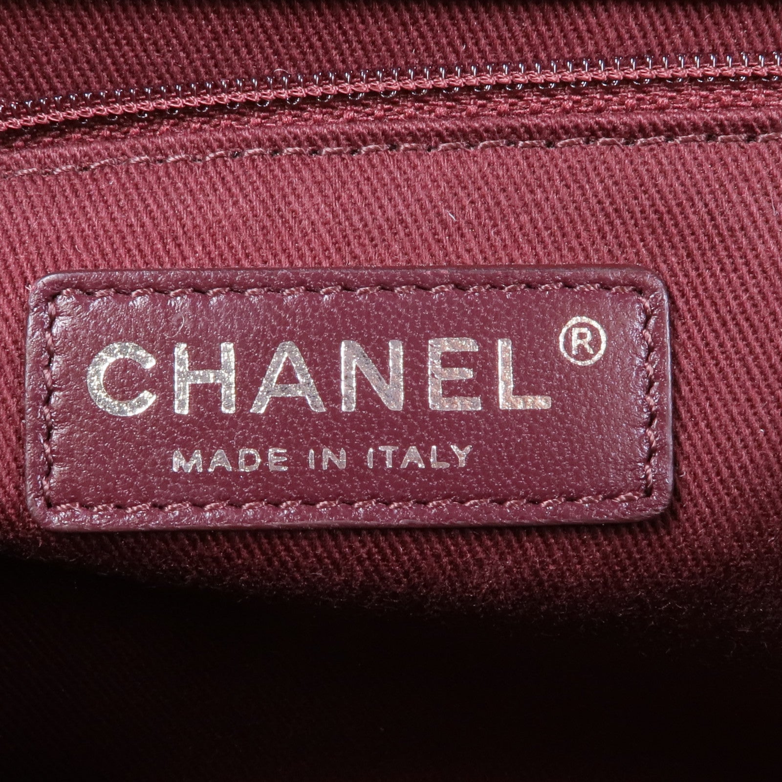 CHANEL 羊皮皮革Chain Shoulder銀扣鏈帶肩背袋