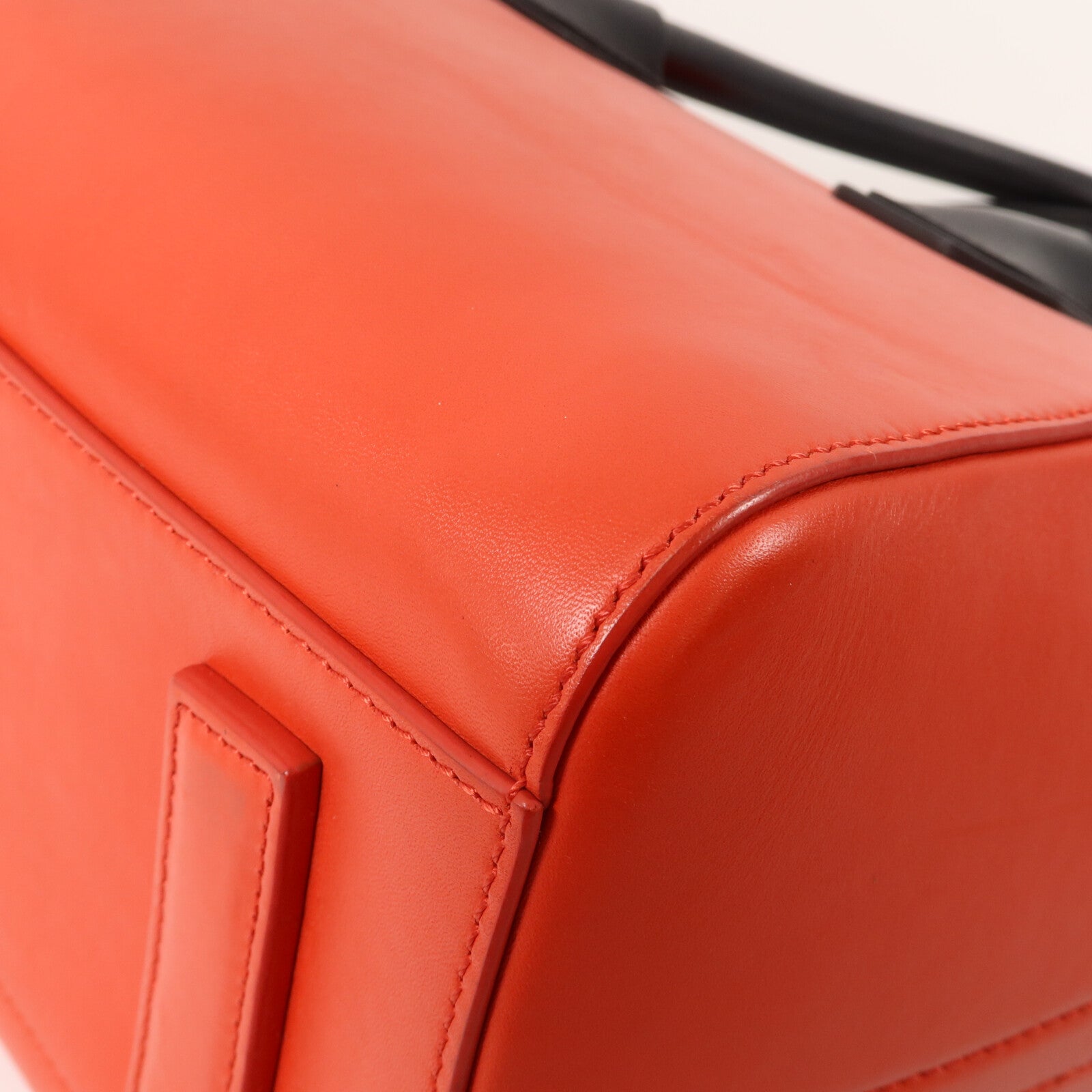 GIVENCHY 牛皮皮革Antigona Bag Small手挽肩背兩用袋