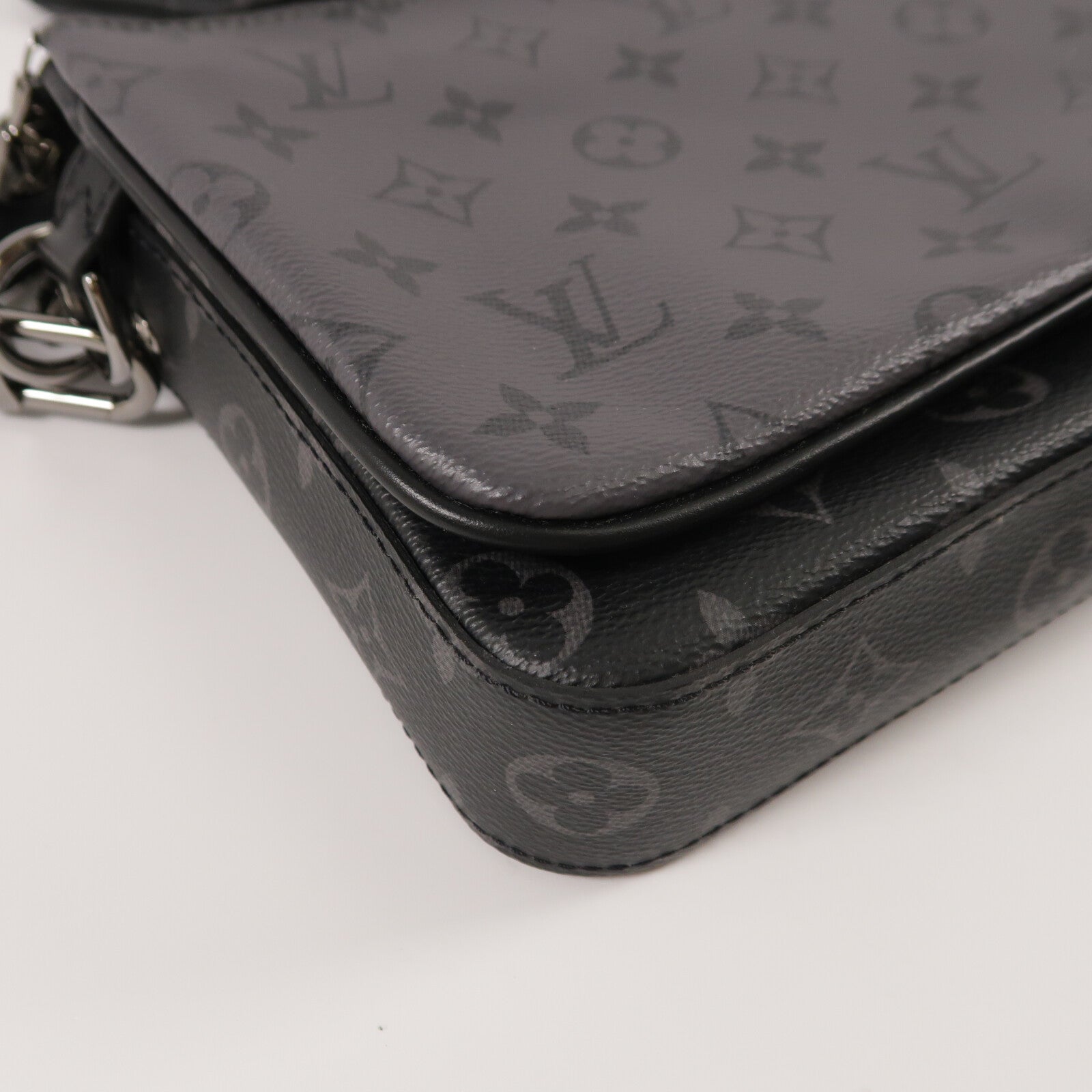 LOUIS VUITTON Monogram Eclipse Reverse Trio Messenger肩背袋