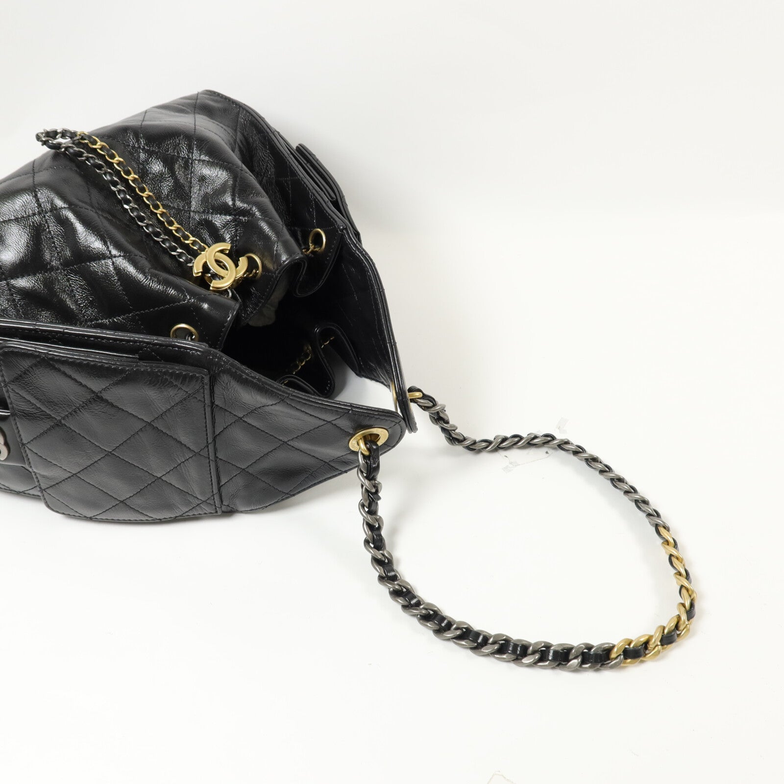 CHANEL 牛皮皮革Chanel 25 Small鏈帶肩背袋