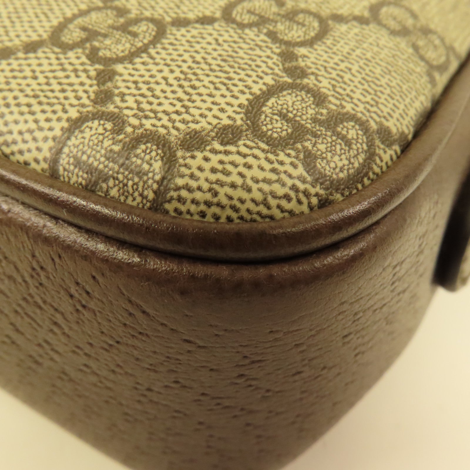 GUCCI 塗層帆布Ophidia GG金扣肩背袋